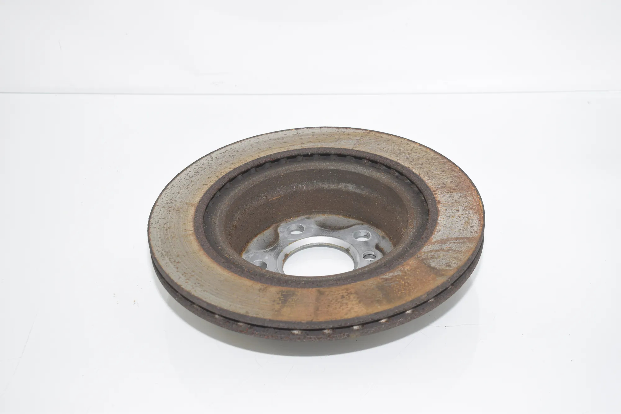 Rear Left Brake Disc – OEM 6880071 · BMW BMW 2 Coupe (G42, G87) 2021