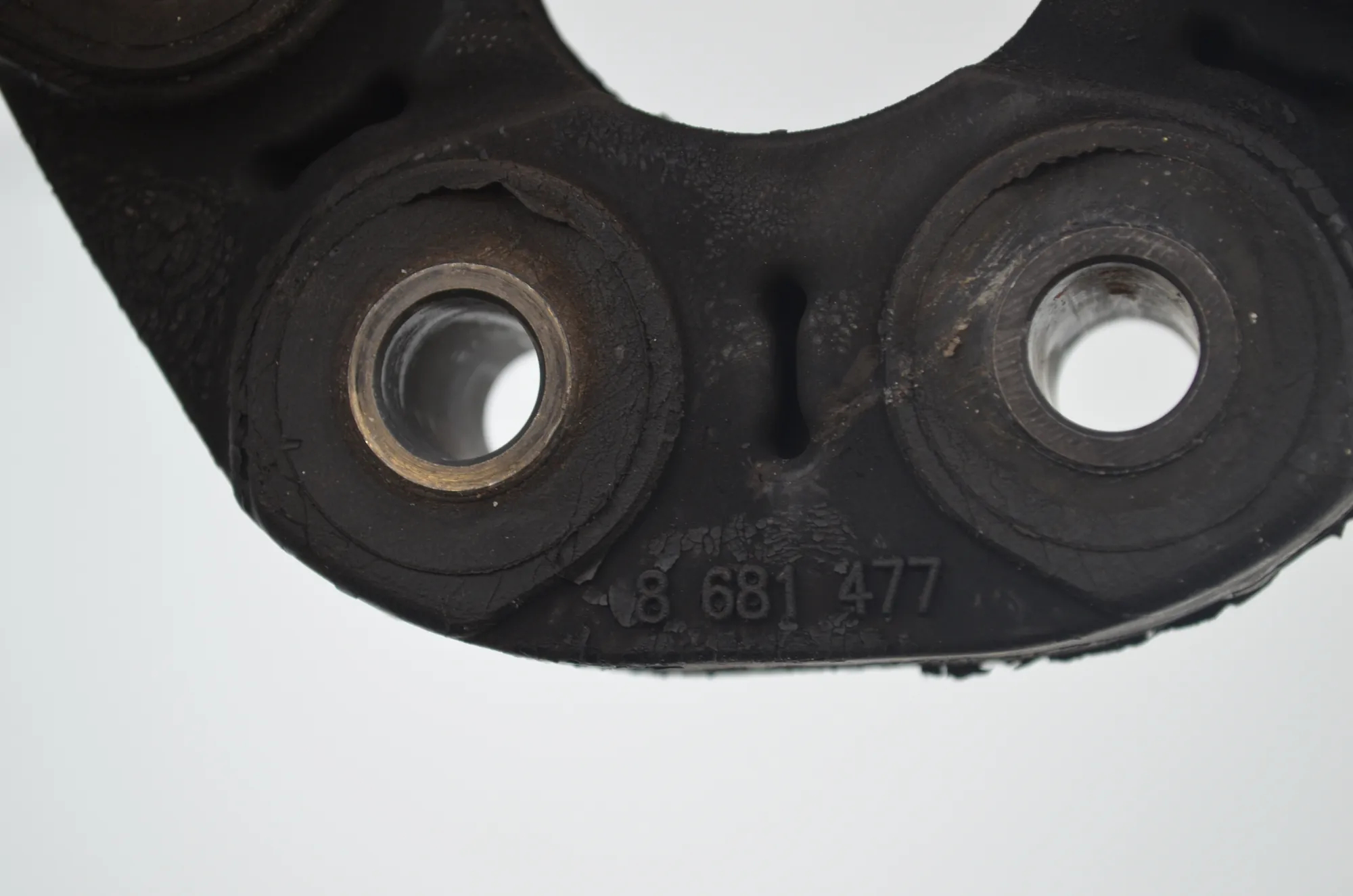 Propshaft Flange – OEM 8681477 · BMW BMW 2 Coupe (G42, G87) 2021 – 4