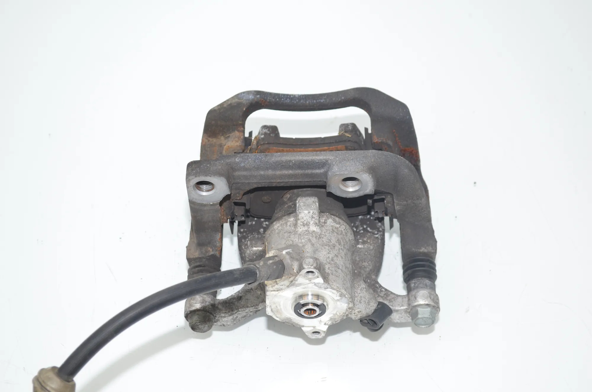 Rear Left Brake Caliper – OEM 8836837 · BMW BMW 2 Coupe (G42, G87) 2021 – 3