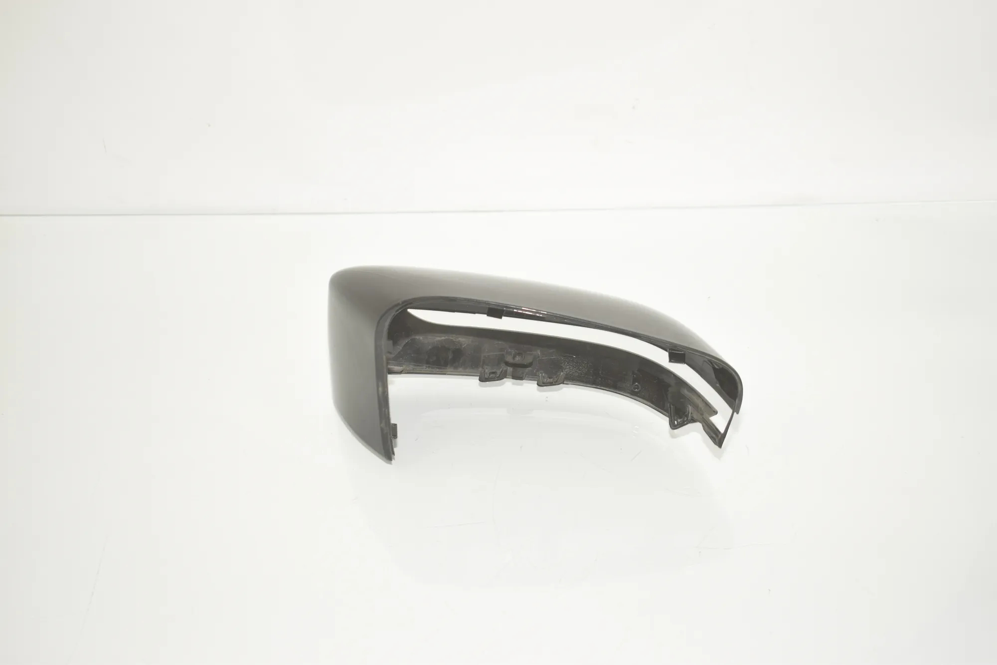 Front Right Mirror Trim – OEM 8491608 · BMW BMW 2 Coupe (G42, G87) 2021