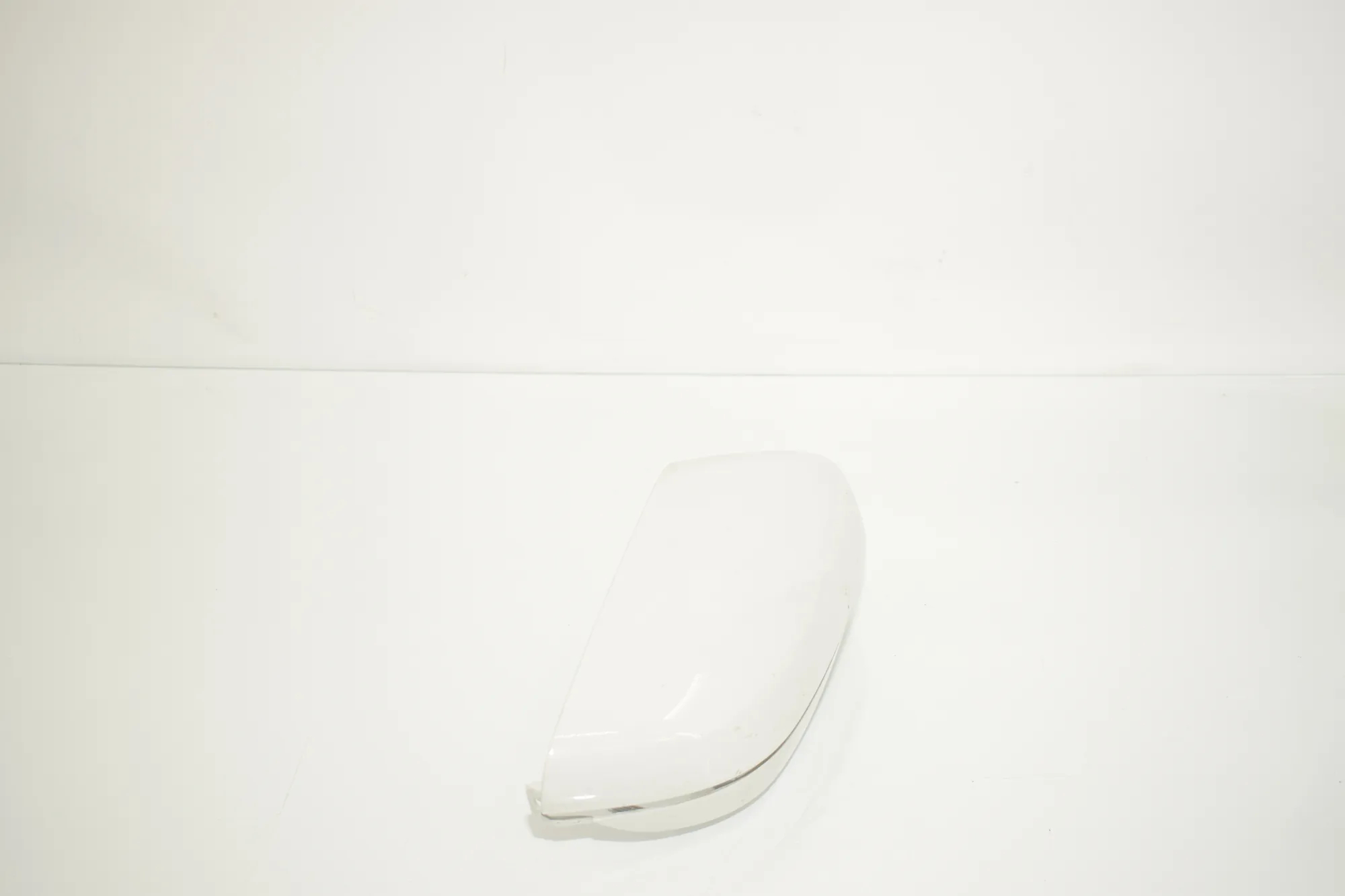 Front Right Mirror Trim – OEM 8492898 · BMW BMW 2 Coupe (G42, G87) 2021 – 2
