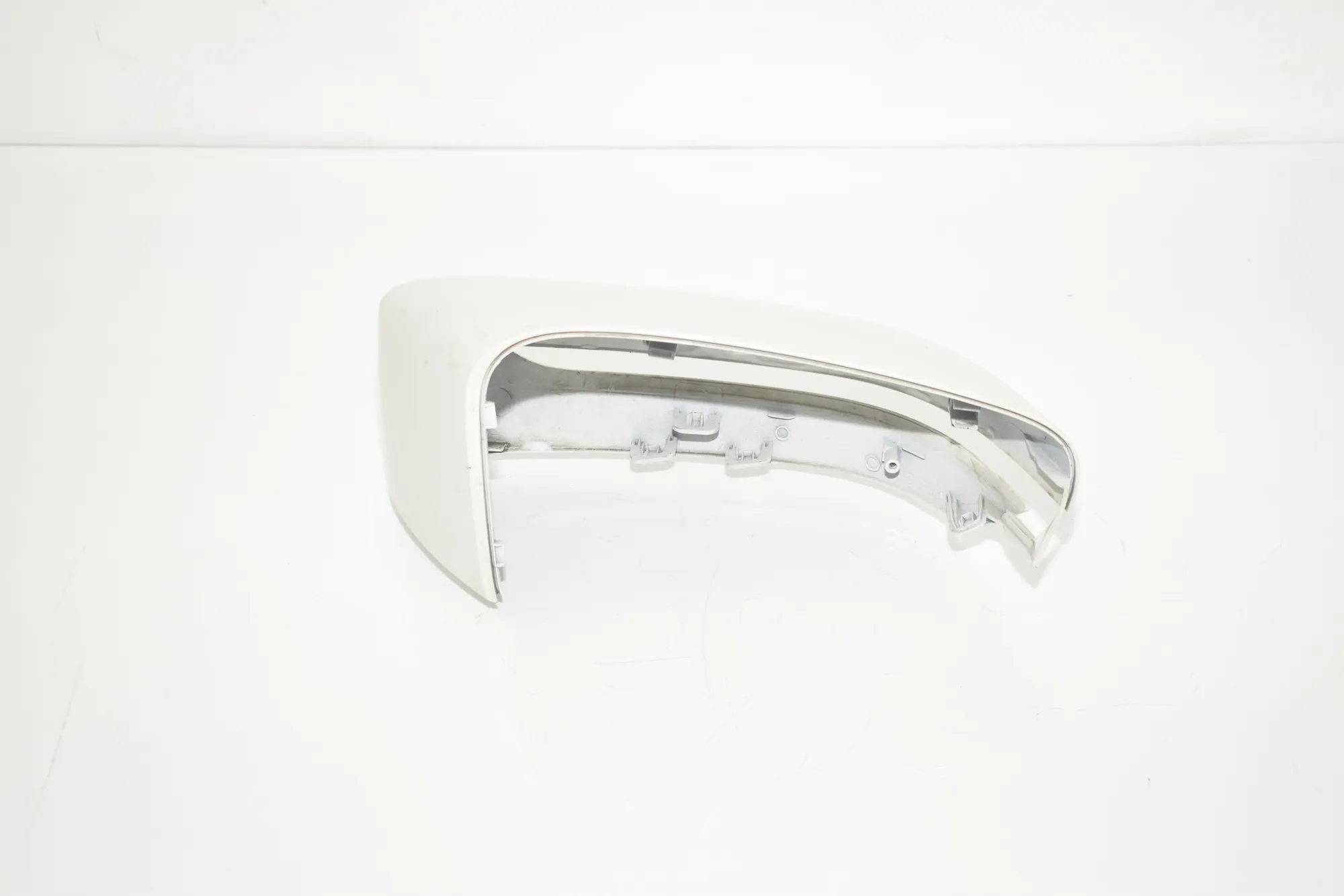 Front Right Mirror Trim – OEM 8492898 · BMW BMW 2 Coupe (G42, G87) 2021