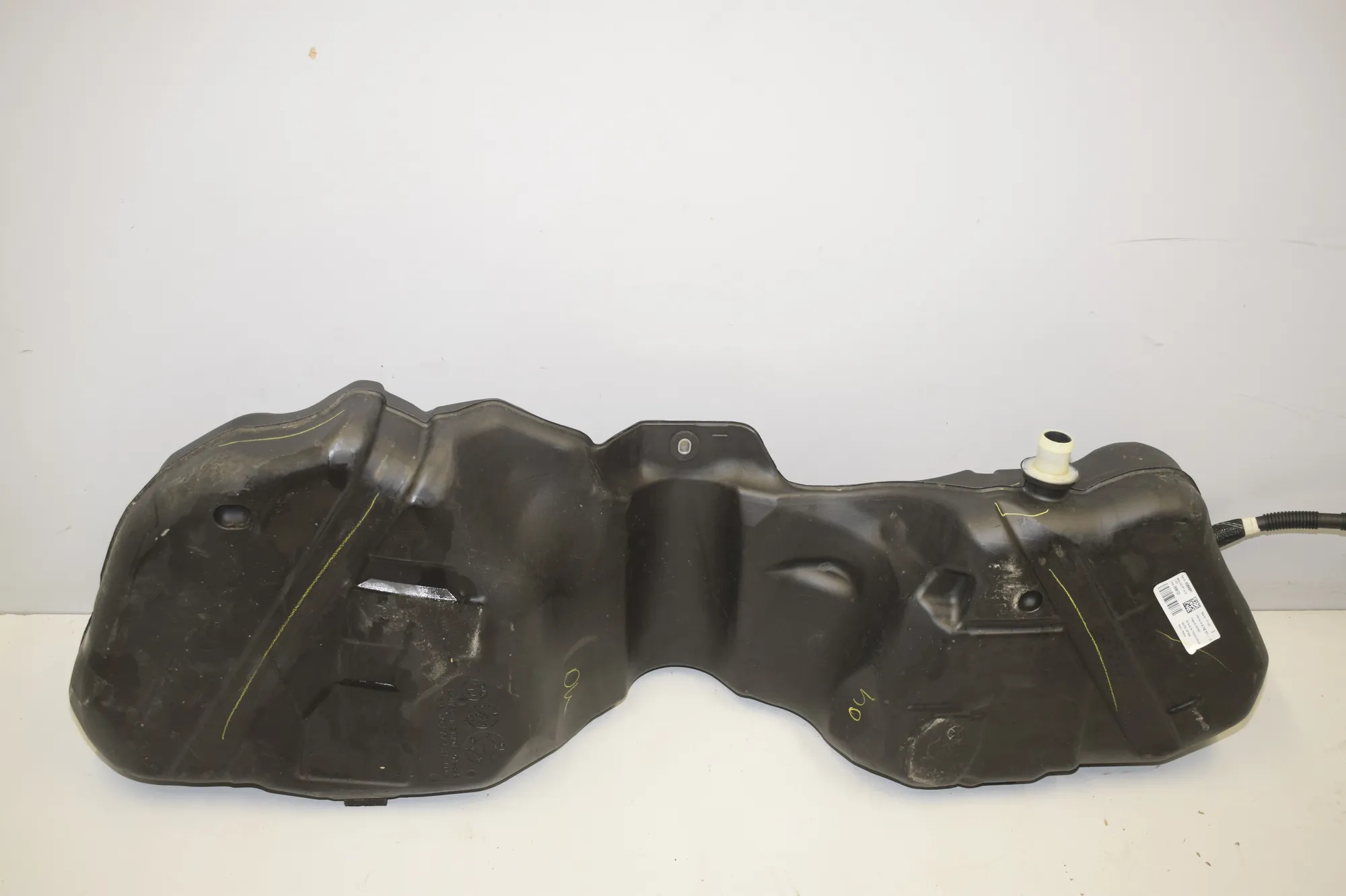 Fuel Tank – OEM 8740571 · BMW BMW 2 Coupe (G42, G87) 2021 – 3