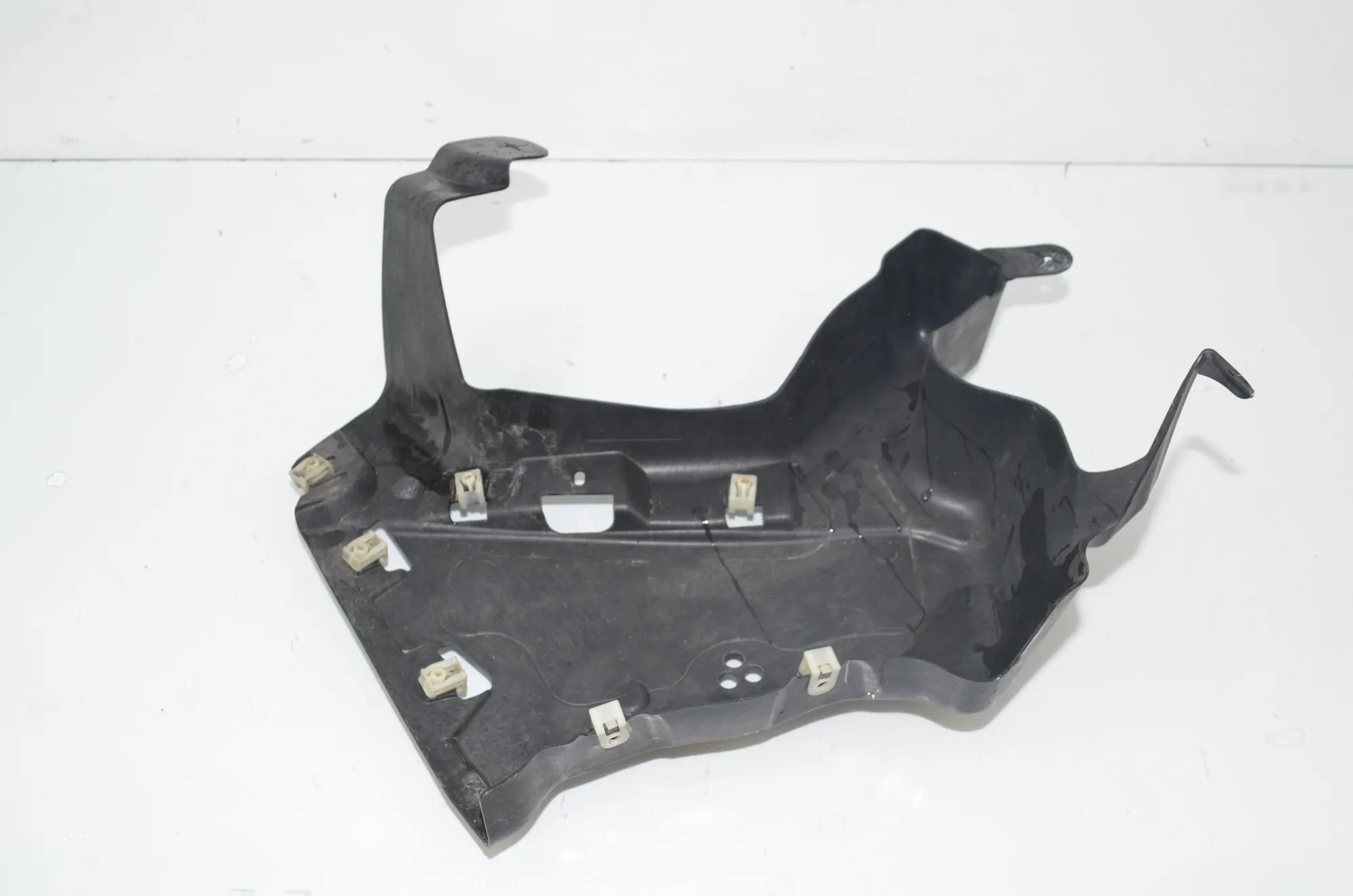 Right Side Underbody Cover – OEM 8493716 · BMW BMW 2 Coupe (G42, G87) 2021 – 4