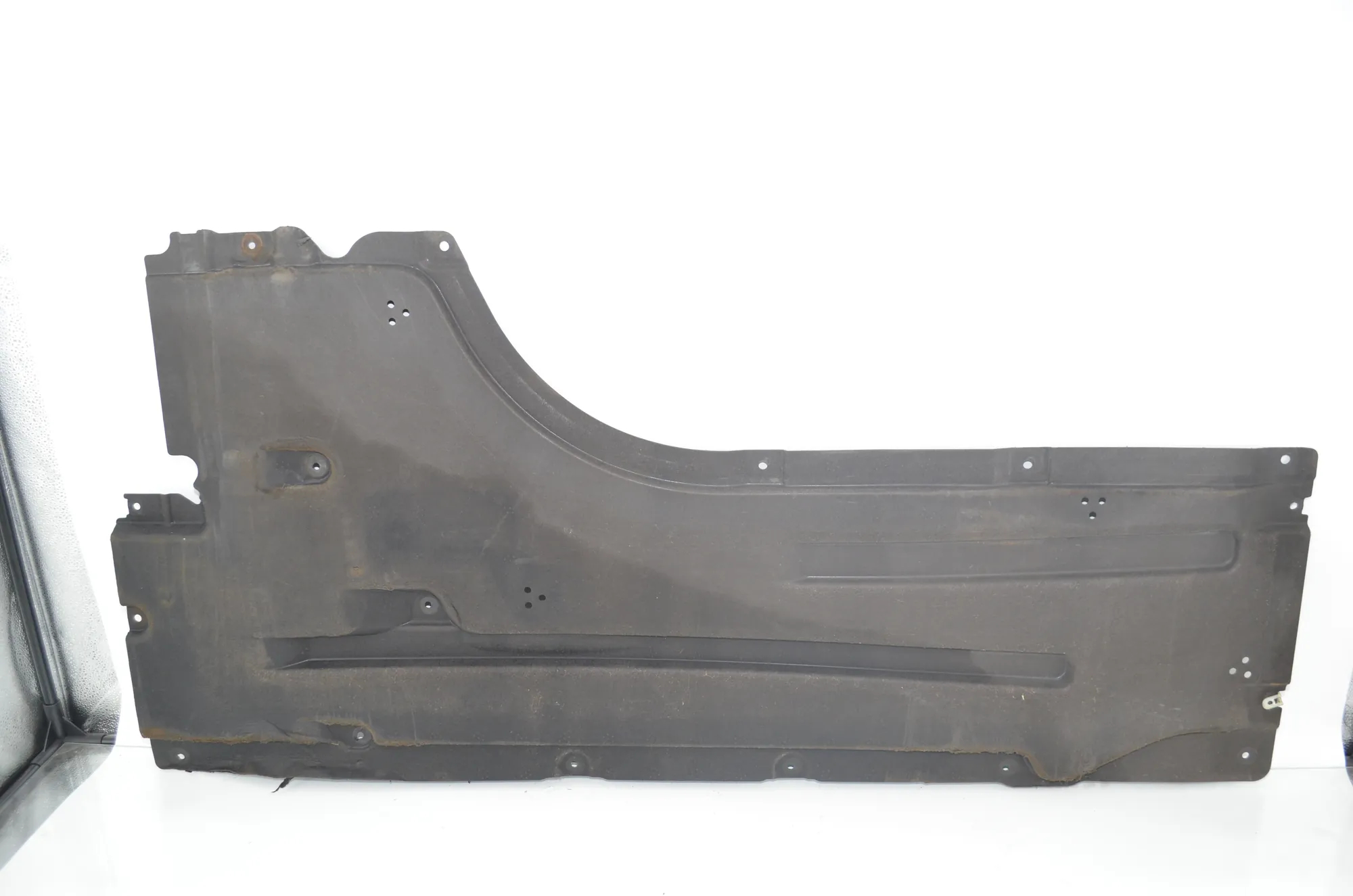 Left Side Underbody Cover – OEM 8493723 · BMW BMW 2 Coupe (G42, G87) 2021 – 3