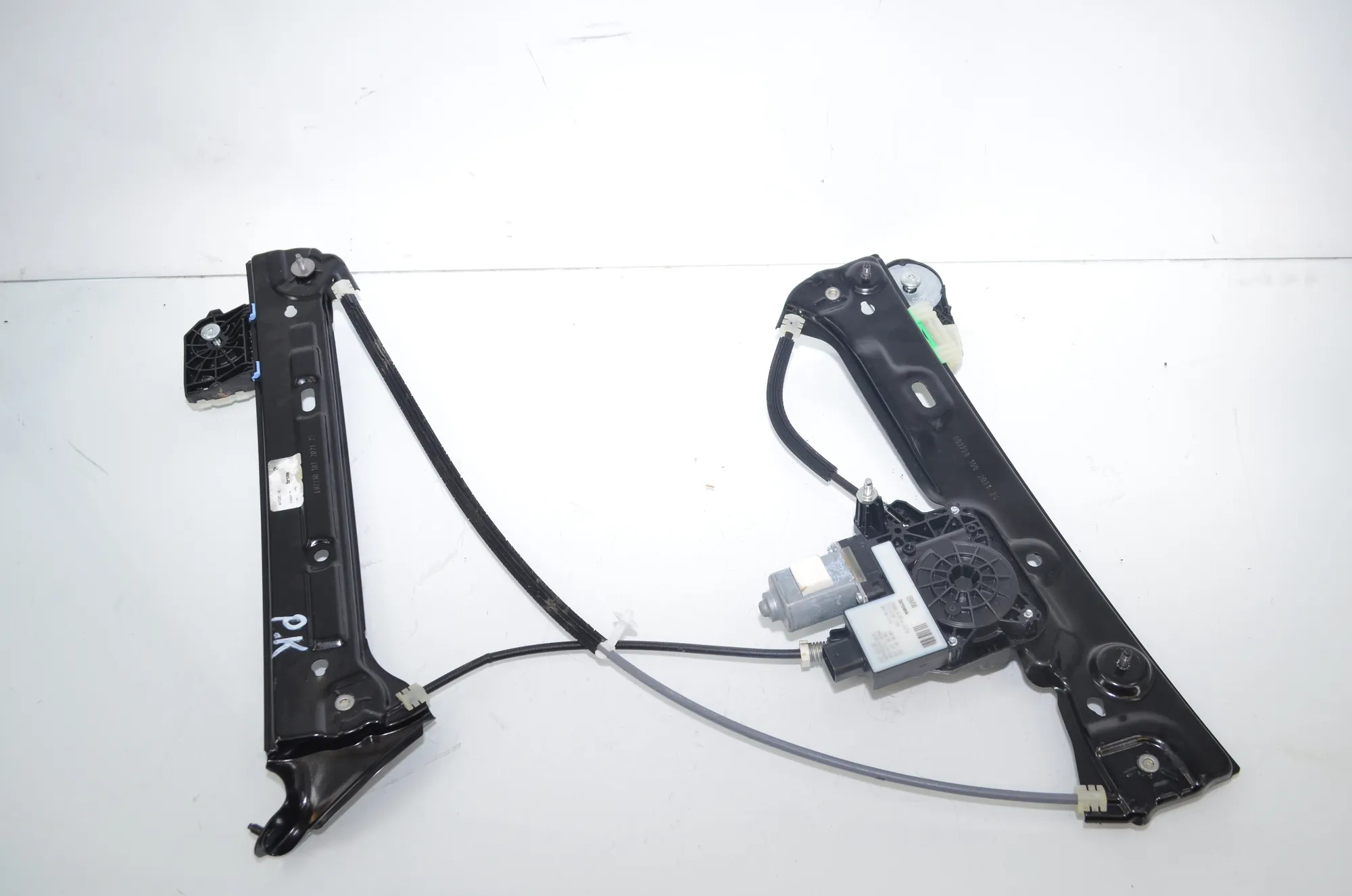 Front Left Door Window Regulator – OEM 9854229 · BMW BMW 2 Coupe (G42, G87) 2021
