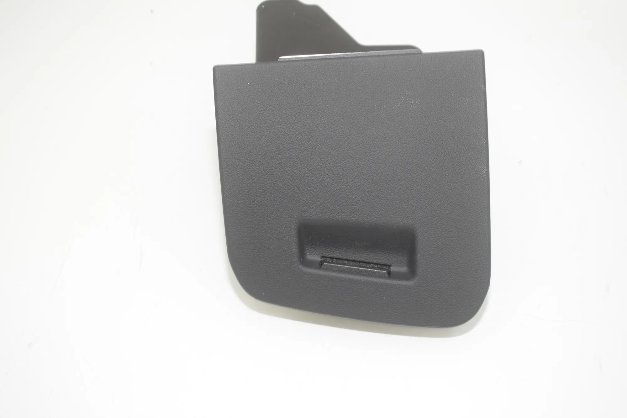 Glove Compartment – OEM 6999640 · BMW BMW 2 Coupe (G42, G87) 2021 – 2