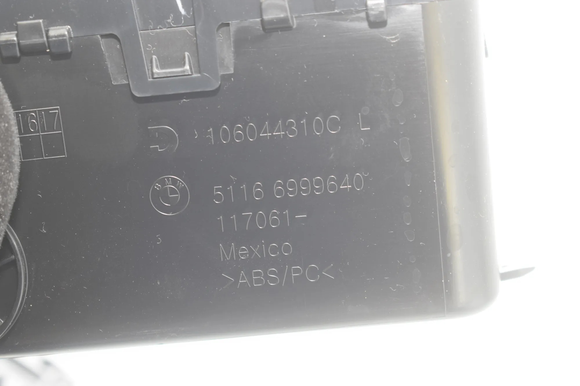 Glove Compartment – OEM 6999640 · BMW BMW 2 Coupe (G42, G87) 2021 – 5