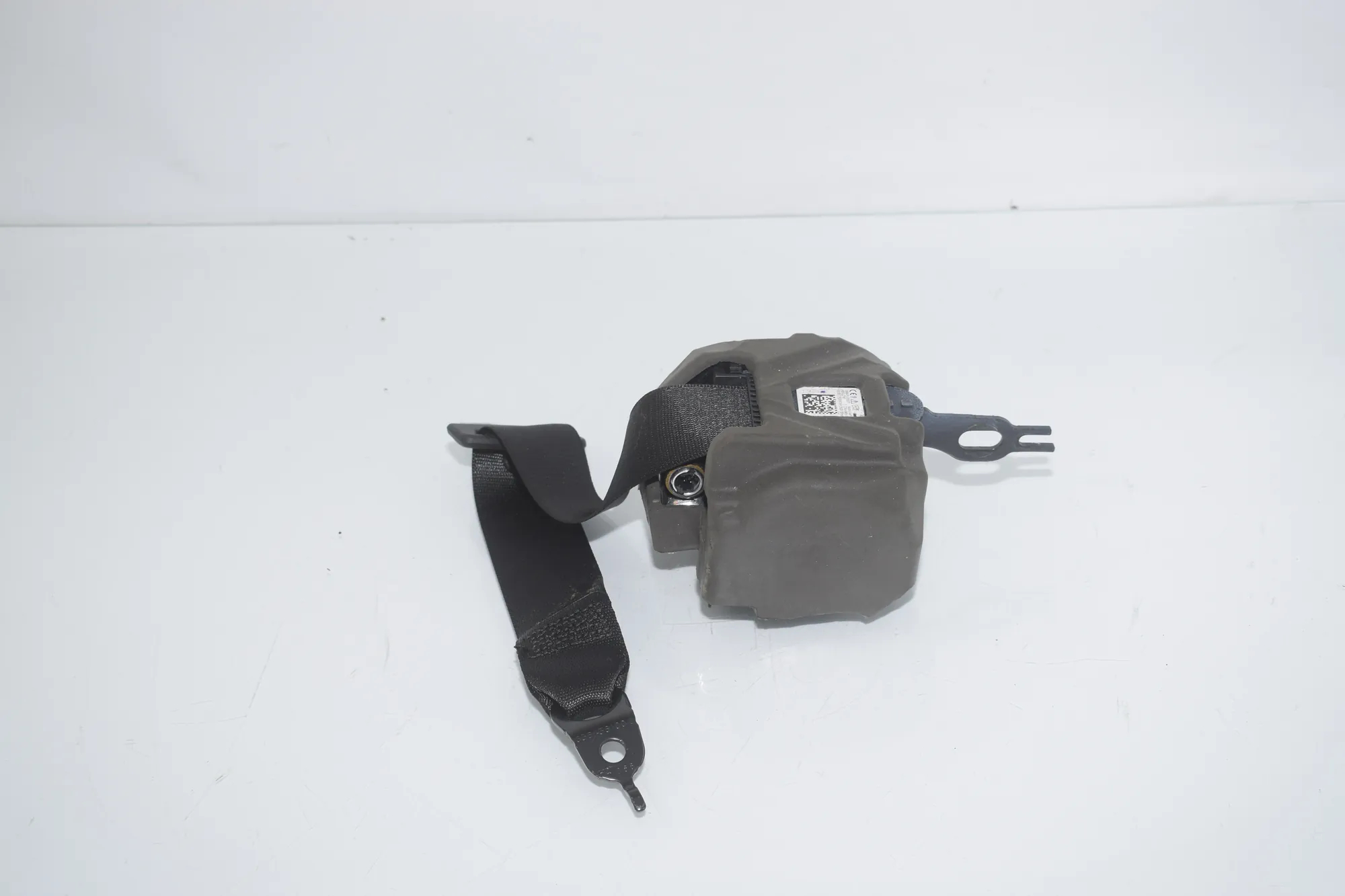 Rear Left Seatbelt – OEM 9476110 · BMW BMW 2 Coupe (G42, G87) 2021