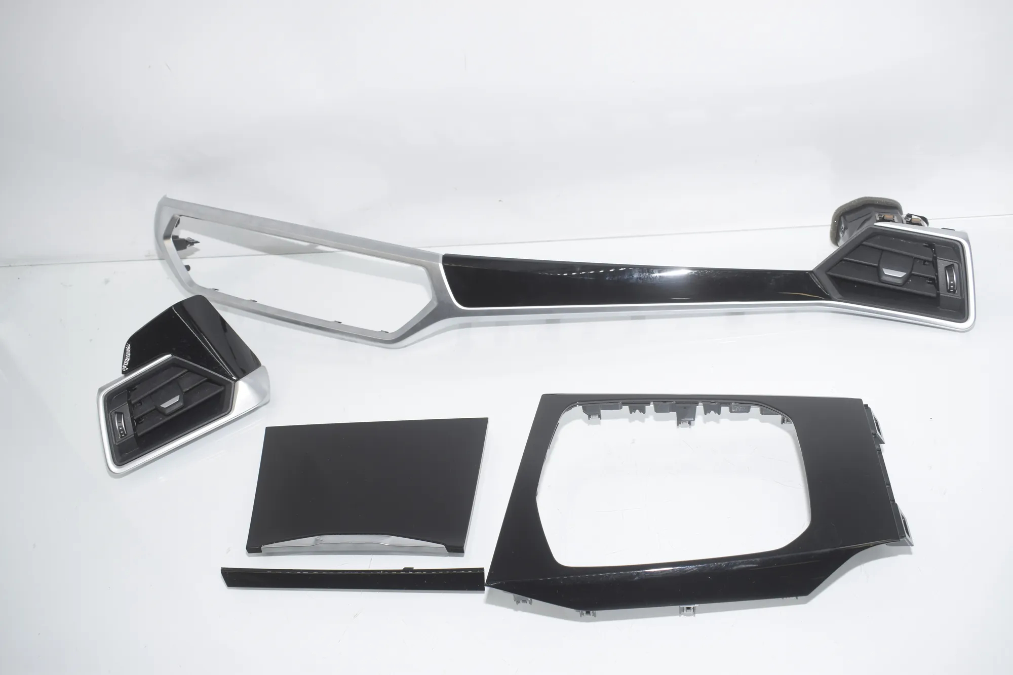 Interior Trim Strips Kit – OEM 5A0EF79 · BMW BMW 2 Coupe (G42, G87) 2021 – 2