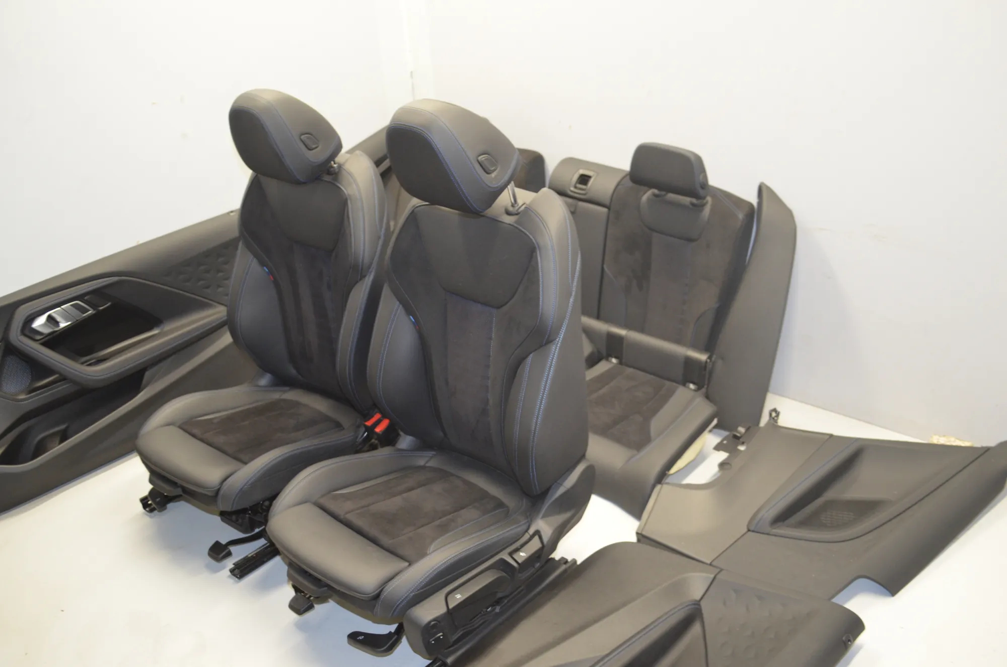 Seat set · BMW BMW 2 Coupe (G42, G87) 2021 – 6
