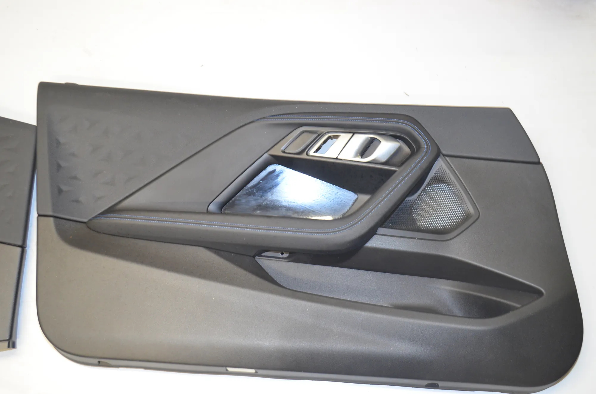 Seat set · BMW BMW 2 Coupe (G42, G87) 2021 – 11