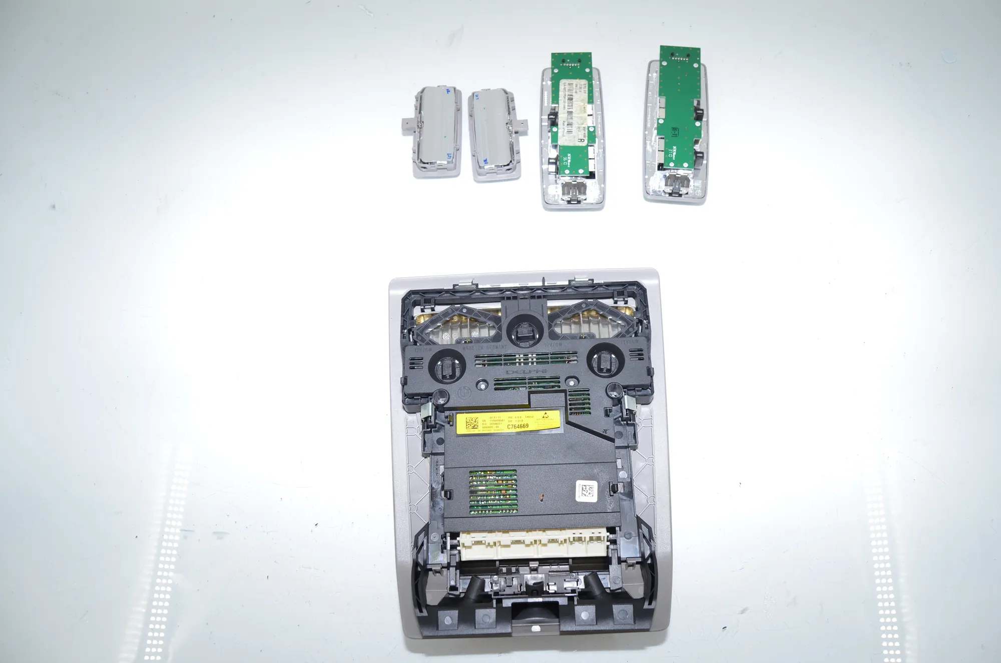 Interior Lighting – OEM 9215620 · BMW 5 Touring (F11) 530 d 2011 – 4