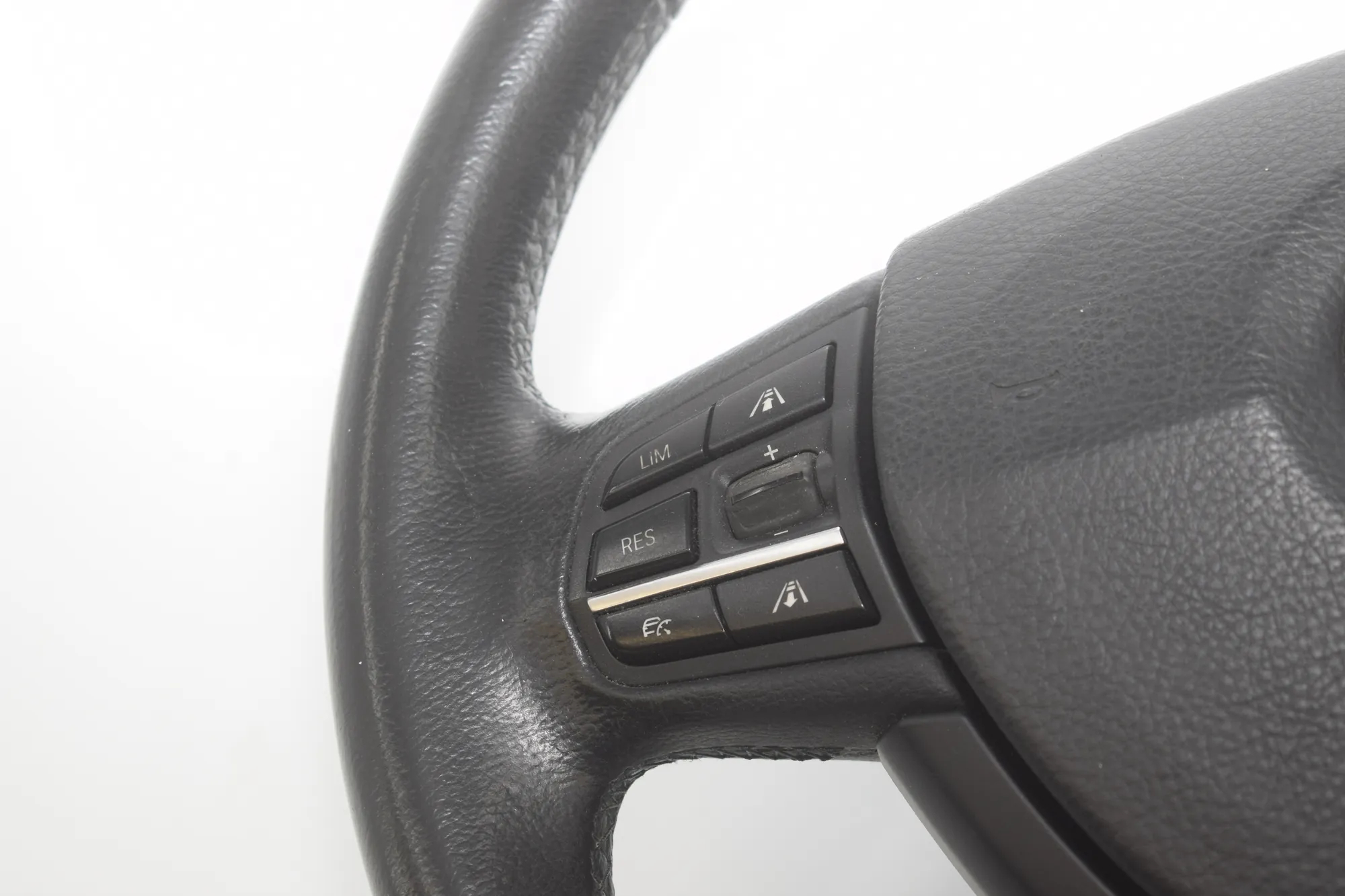 Steering Wheel – OEM 9229481 · BMW 5 Touring (F11) 530 d xDrive 2012 – 4