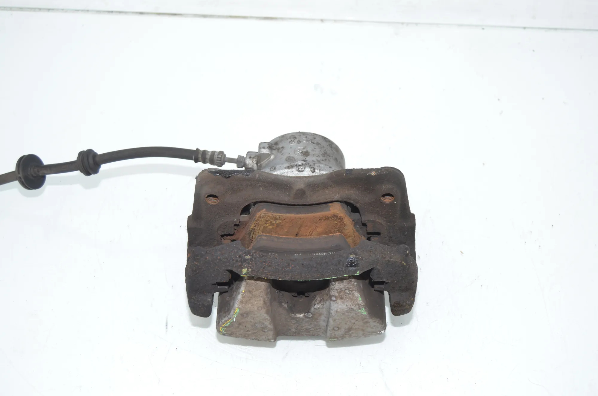 Front Right Brake Caliper – OEM 6872800 · BMW 5 Touring (G31) (2017 - -) 520 d 2019 – 3