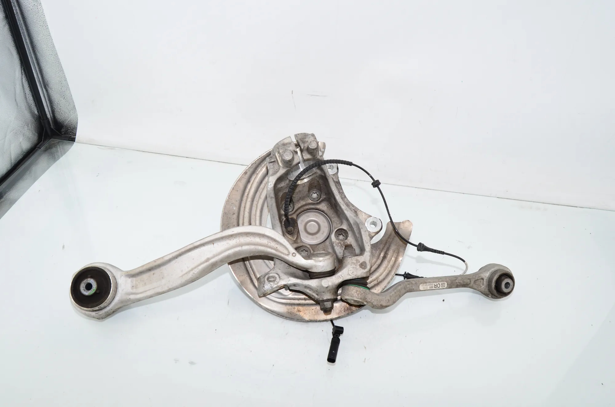 Front Right Wheel Hub – OEM 6893966 · BMW BMW 2 Coupe (G42, G87) 2021 – 3