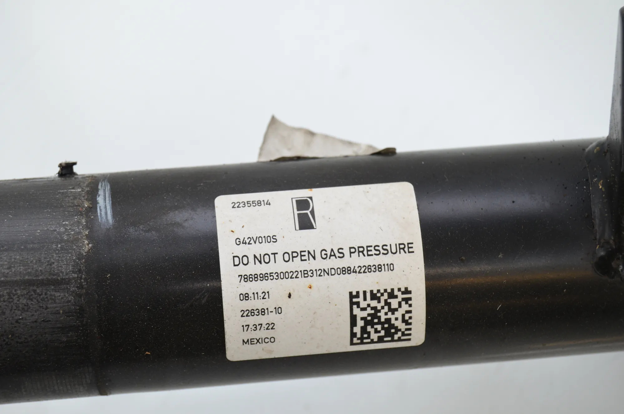 Front Right Shock Absorber – OEM 6896530 · BMW BMW 2 Coupe (G42, G87) 2021 – 4