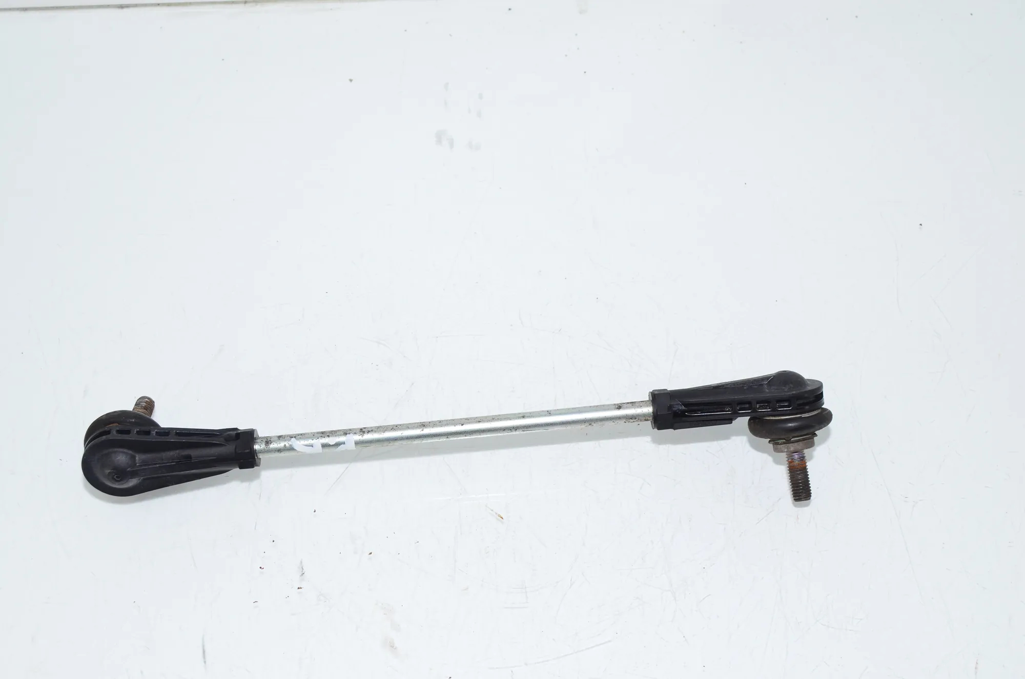 Front Left Stabilizer Link – OEM 6893359 · BMW BMW 2 Coupe (G42, G87) 2021 – 3
