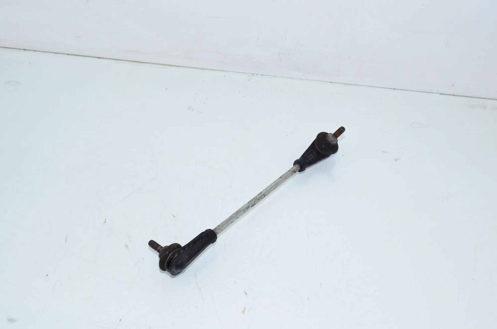 Front Right Stabilizer Link – OEM 6893360 · BMW BMW 2 Coupe (G42, G87) 2021 – 4