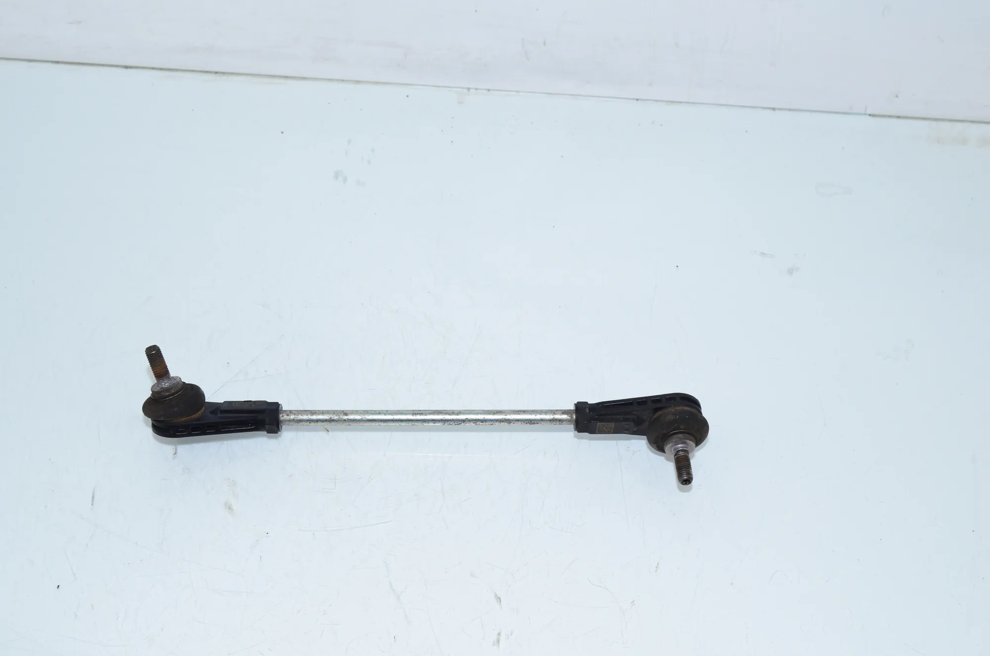 Front Right Stabilizer Link – OEM 6893360 · BMW BMW 2 Coupe (G42, G87) 2021 – 3