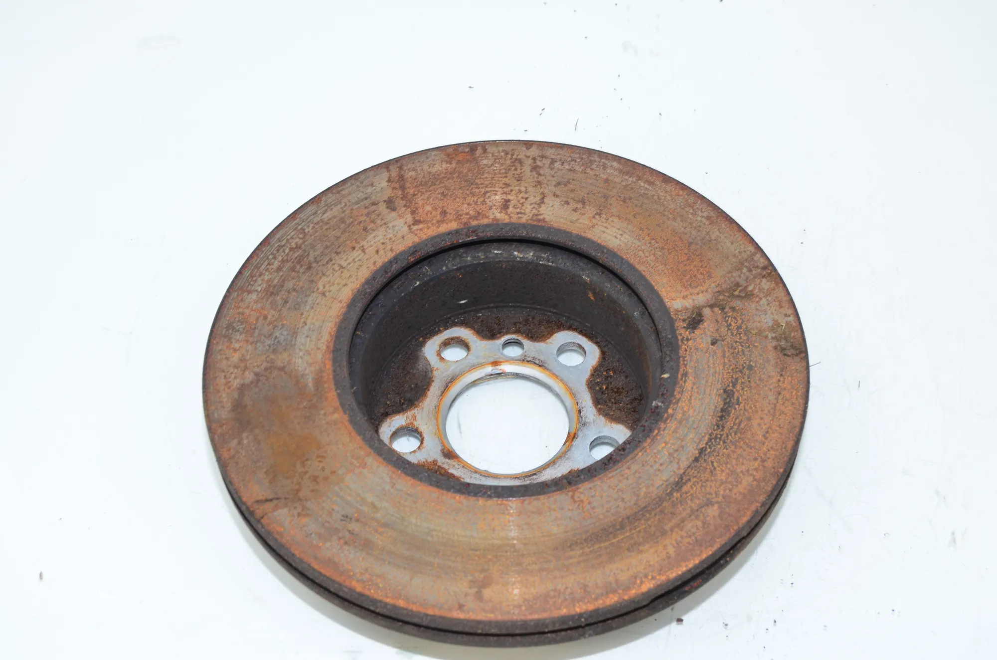 Front Right Brake Disc – OEM 6877212 · BMW BMW 2 Coupe (G42, G87) 2021 – 3