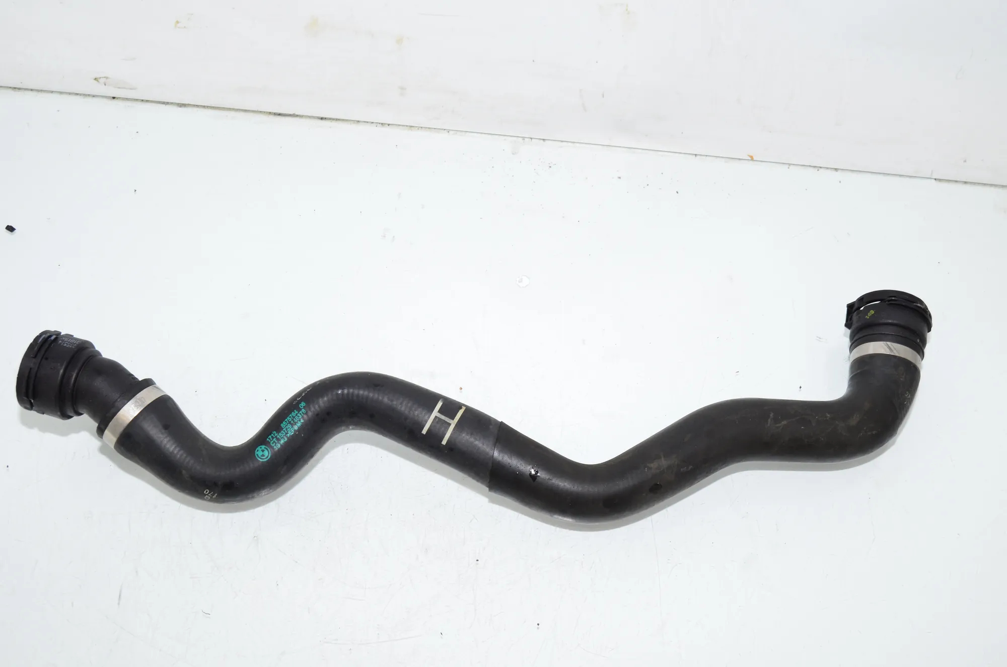 Coolant Hose Pipe – OEM 8575764 · BMW 5 (G30) (2016 - -) M 550 d xDrive 2020 – 3
