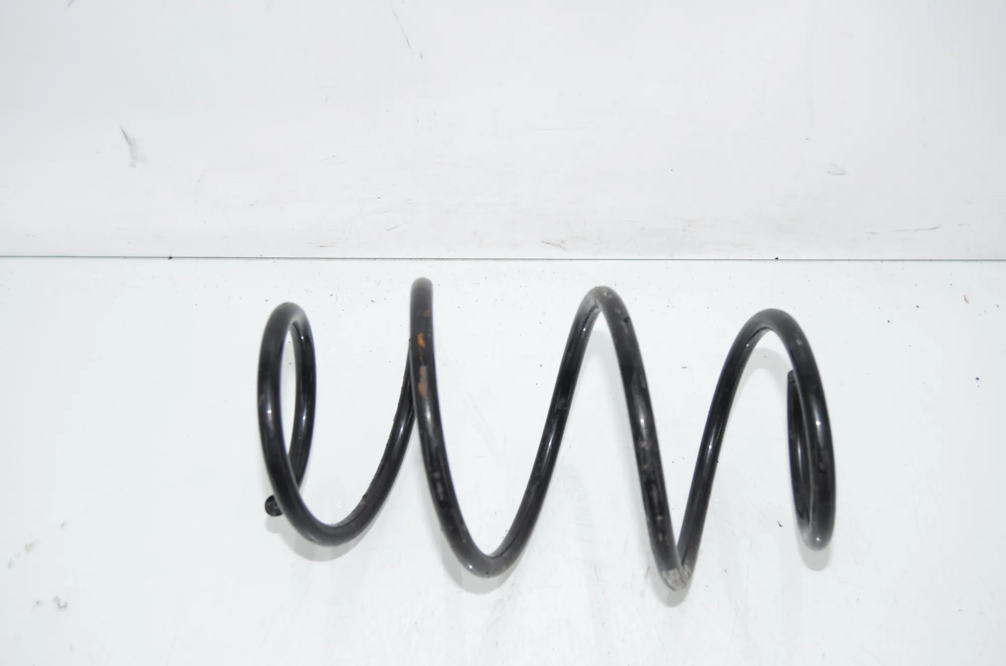 Front Right Coil Spring – OEM 6851922 · BMW 3 Touring (F31) 330 d 2013 – 4