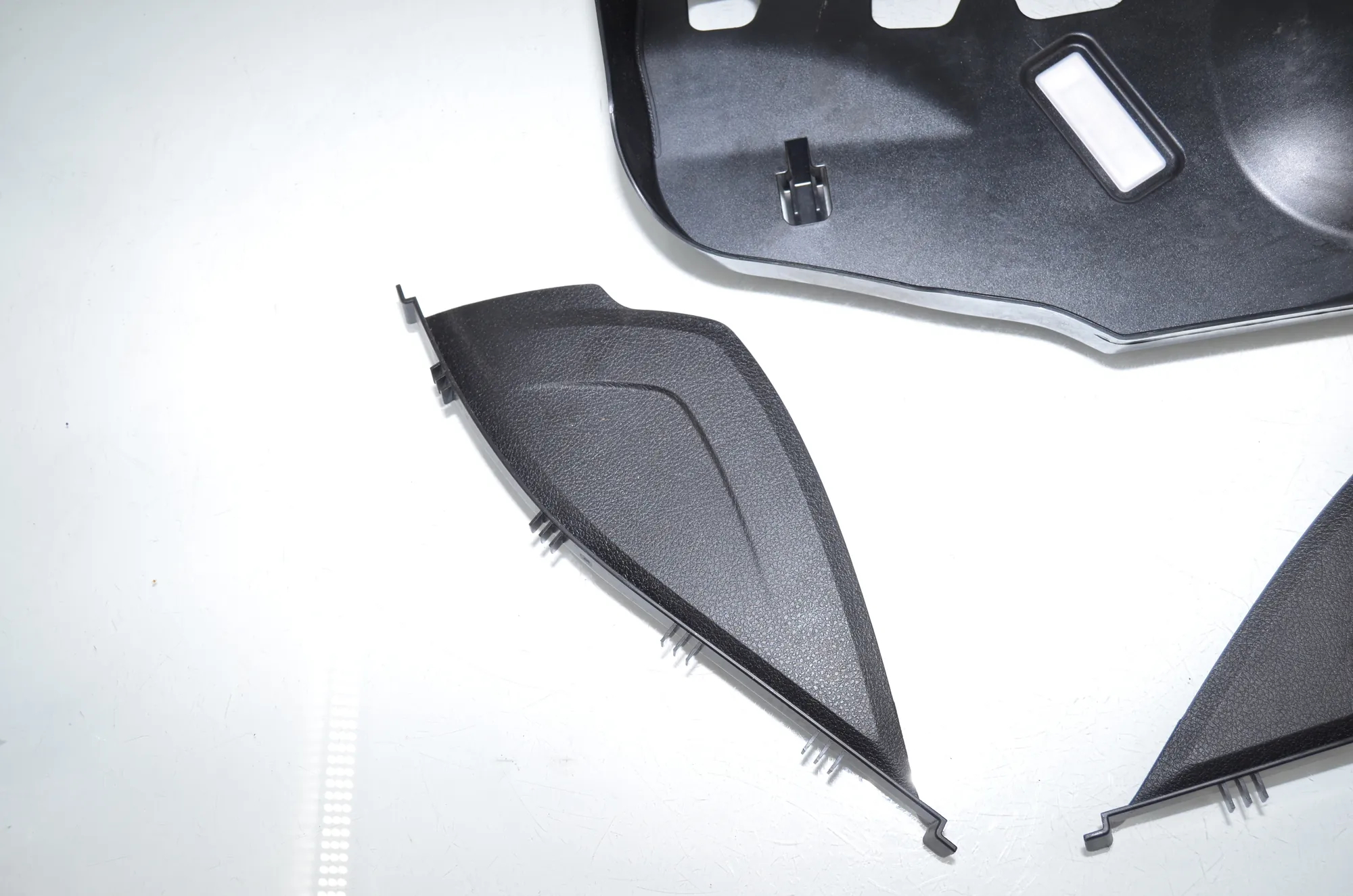 Dashboard Lower Trim – OEM 9218567 · BMW 4 Gran Coupe (F36) 430 d 2016 – 3