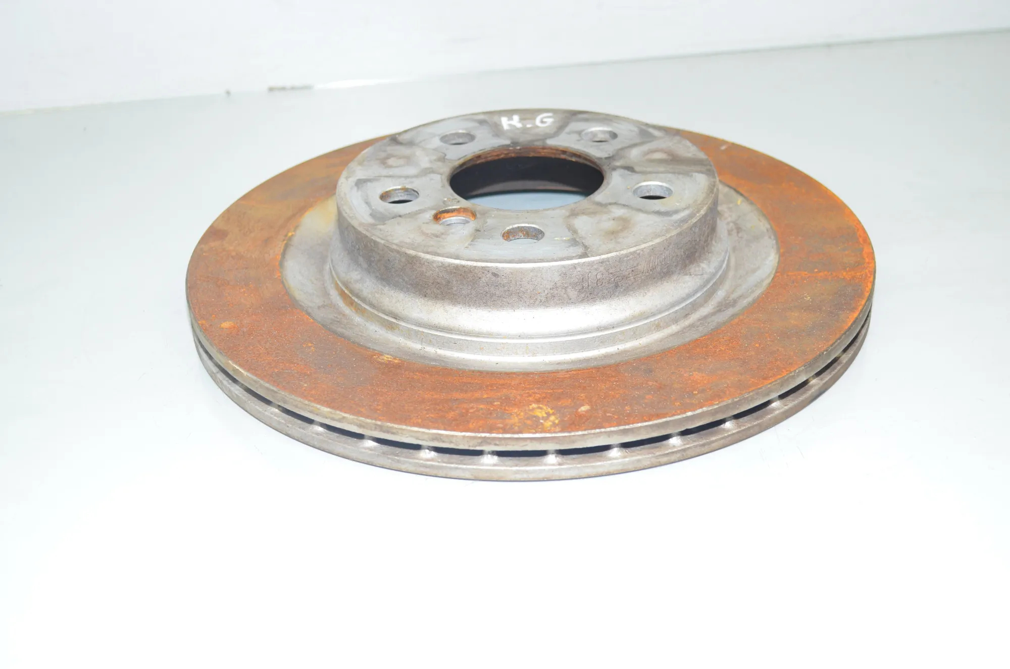 Rear Left Brake Disc – OEM 6799369 · BMW X1 (F48) xDrive 20 i 2019 – 2