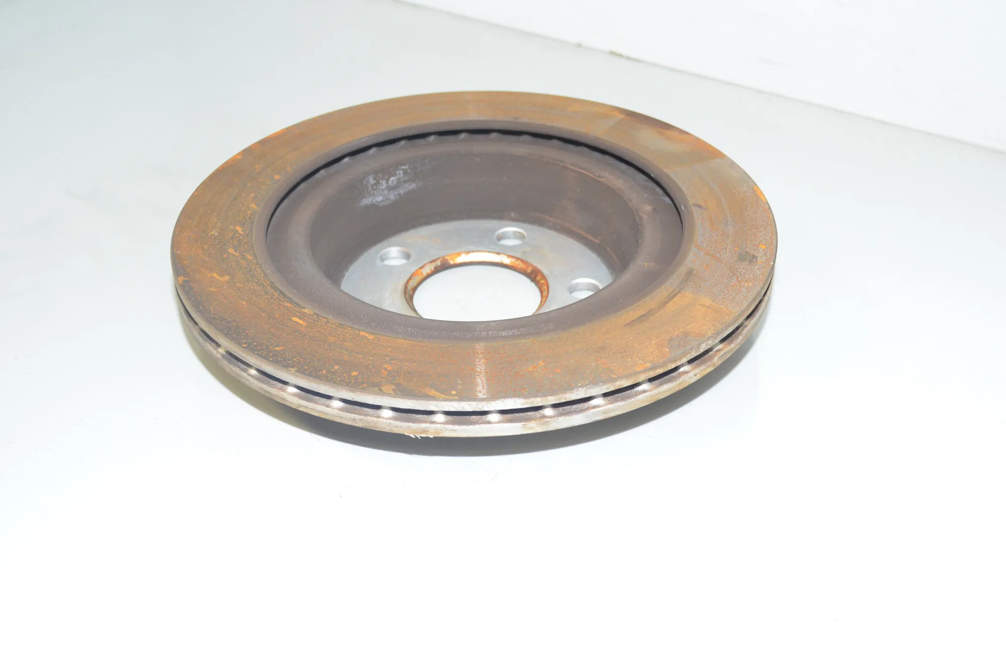 Rear Left Brake Disc – OEM 6799369 · BMW X1 (F48) xDrive 20 i 2019 – 4