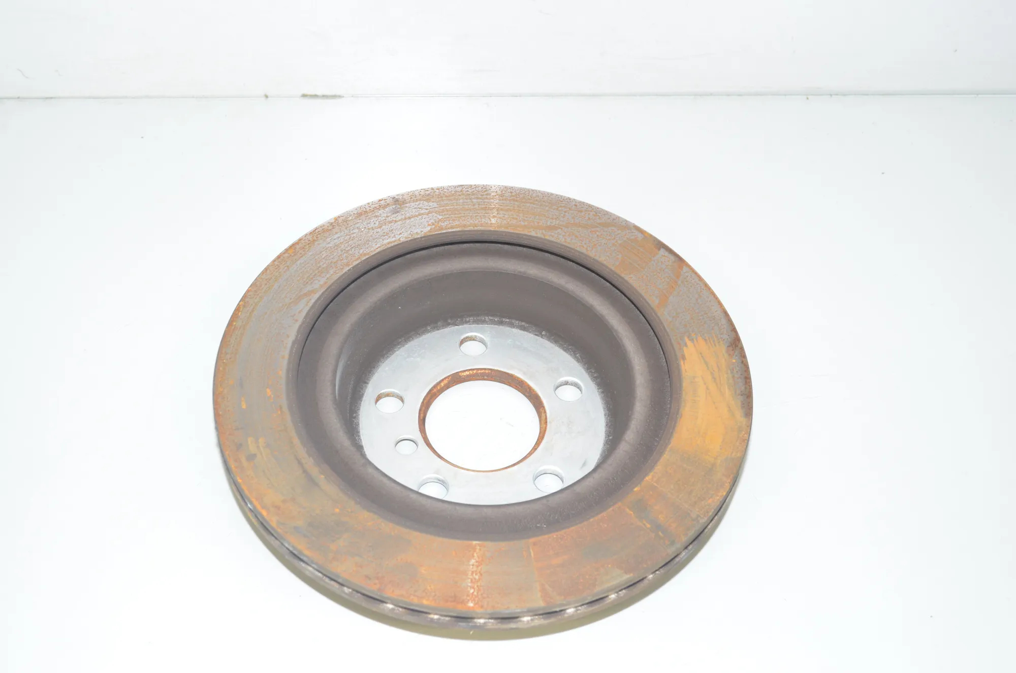 Rear Right Brake Disc – OEM 6799369 · BMW X1 (F48) xDrive 20 i 2019 – 3