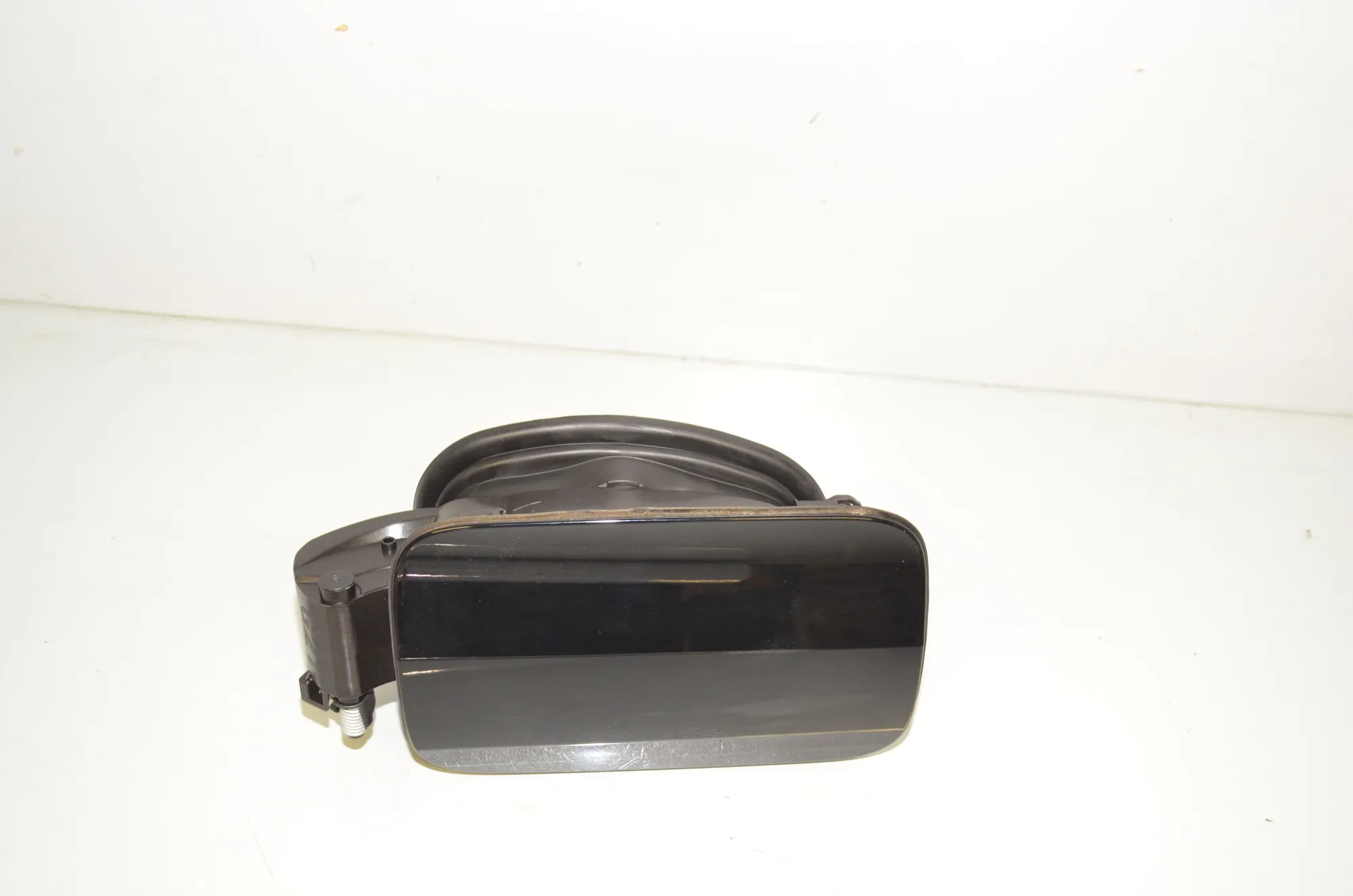 Fuel Tank Flap Cap – OEM 7433410 · BMW 3 Touring (G21) (2019 - -) 320 d 2020
