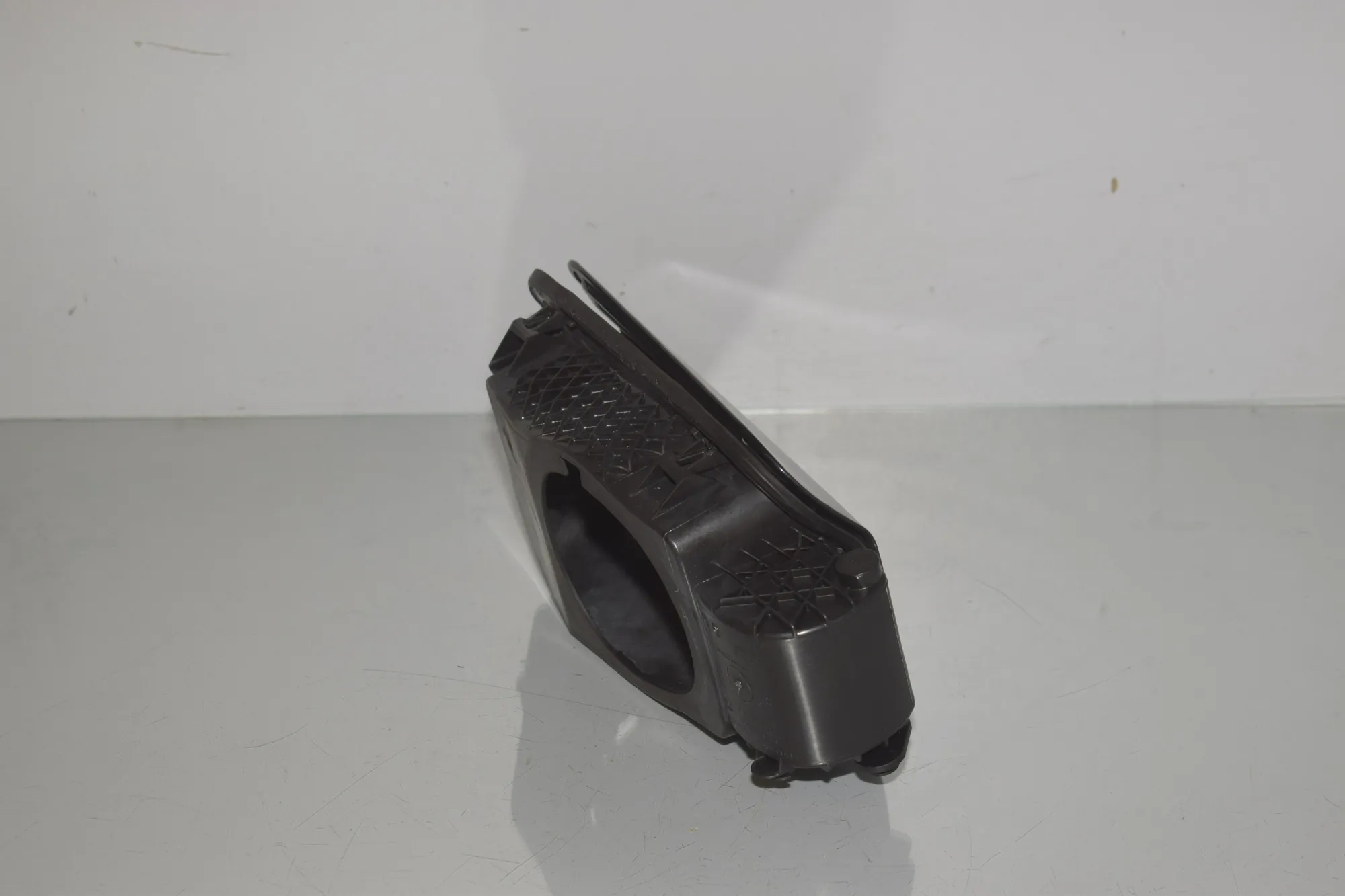 Fuel Tank Flap Cap – OEM 7217767 · BMW 5 Touring (F11) M 550 d xDrive 2012 – 2