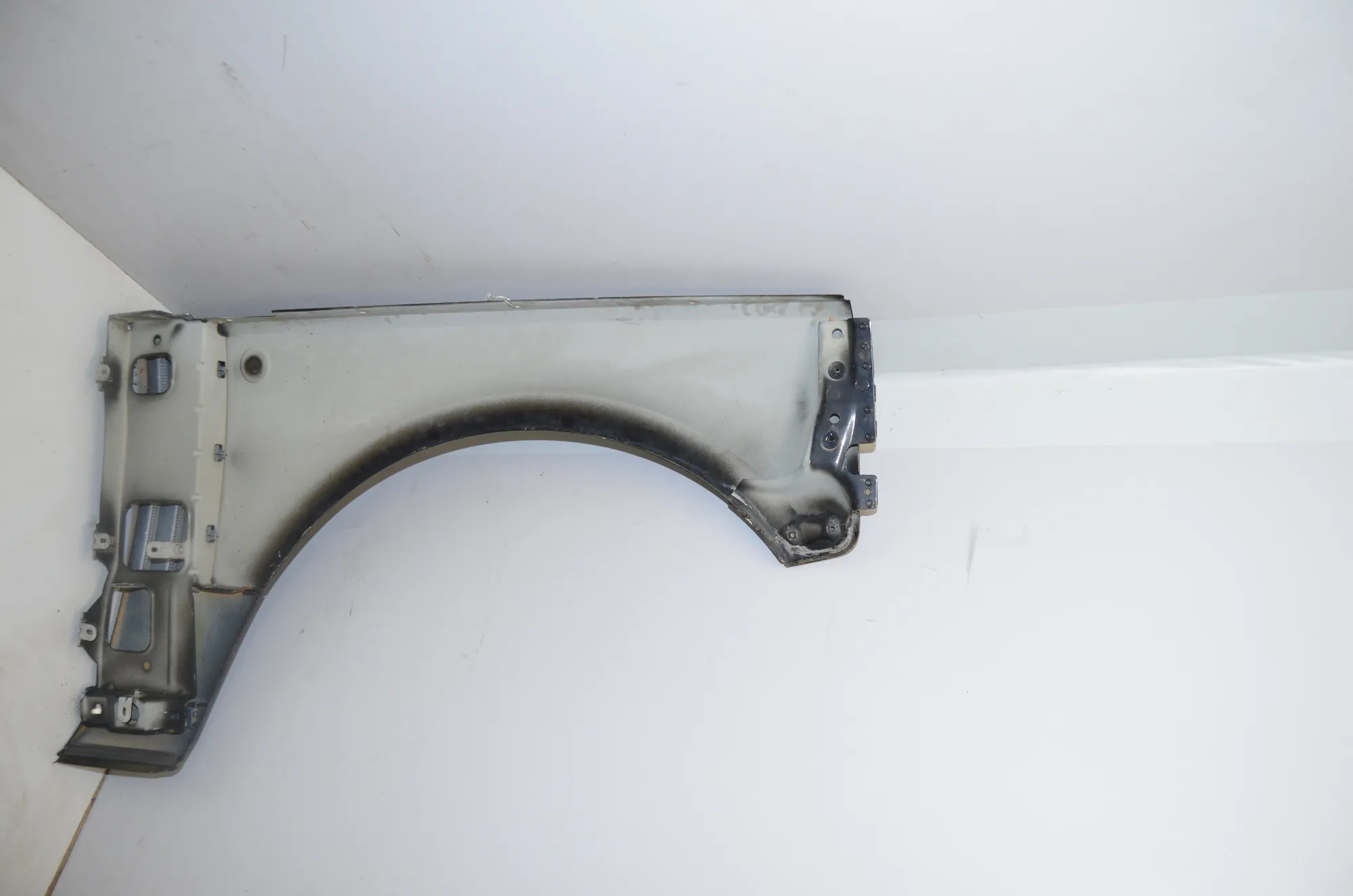 Front Left Fender · LAND ROVER RANGE ROVER III (L322) 4.4 4x4 2002 – 4