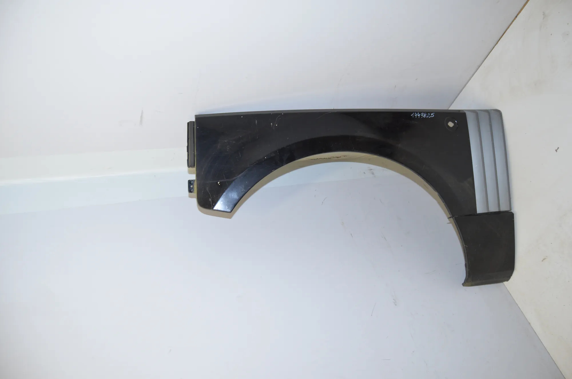 Front Left Fender · LAND ROVER RANGE ROVER III (L322) 4.4 4x4 2002 – 2