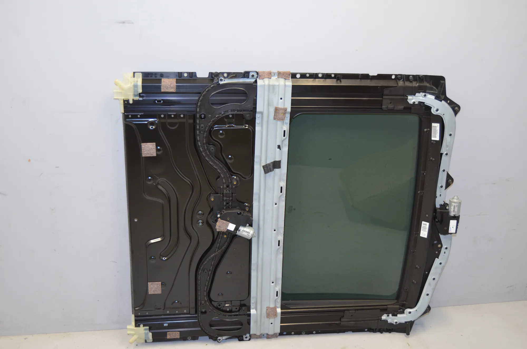 Sunroof – OEM 5B52A57 · BMW 7 (F01, F02) 750 i 2010 – 4