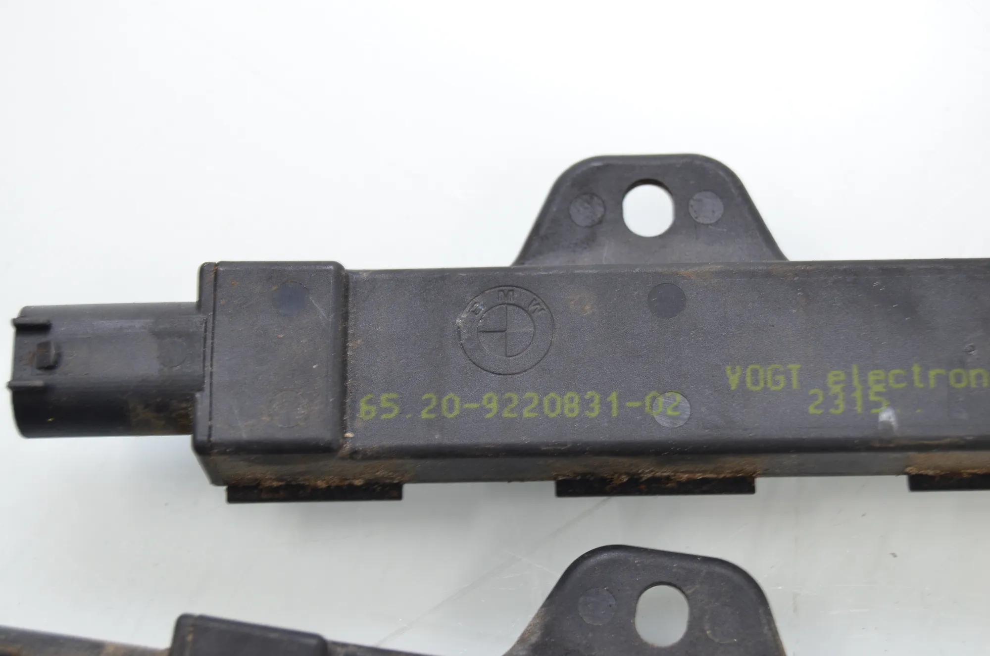Antenna – OEM 9220831 · BMW 5 Touring (F11) 530 d xDrive 2011 – 5