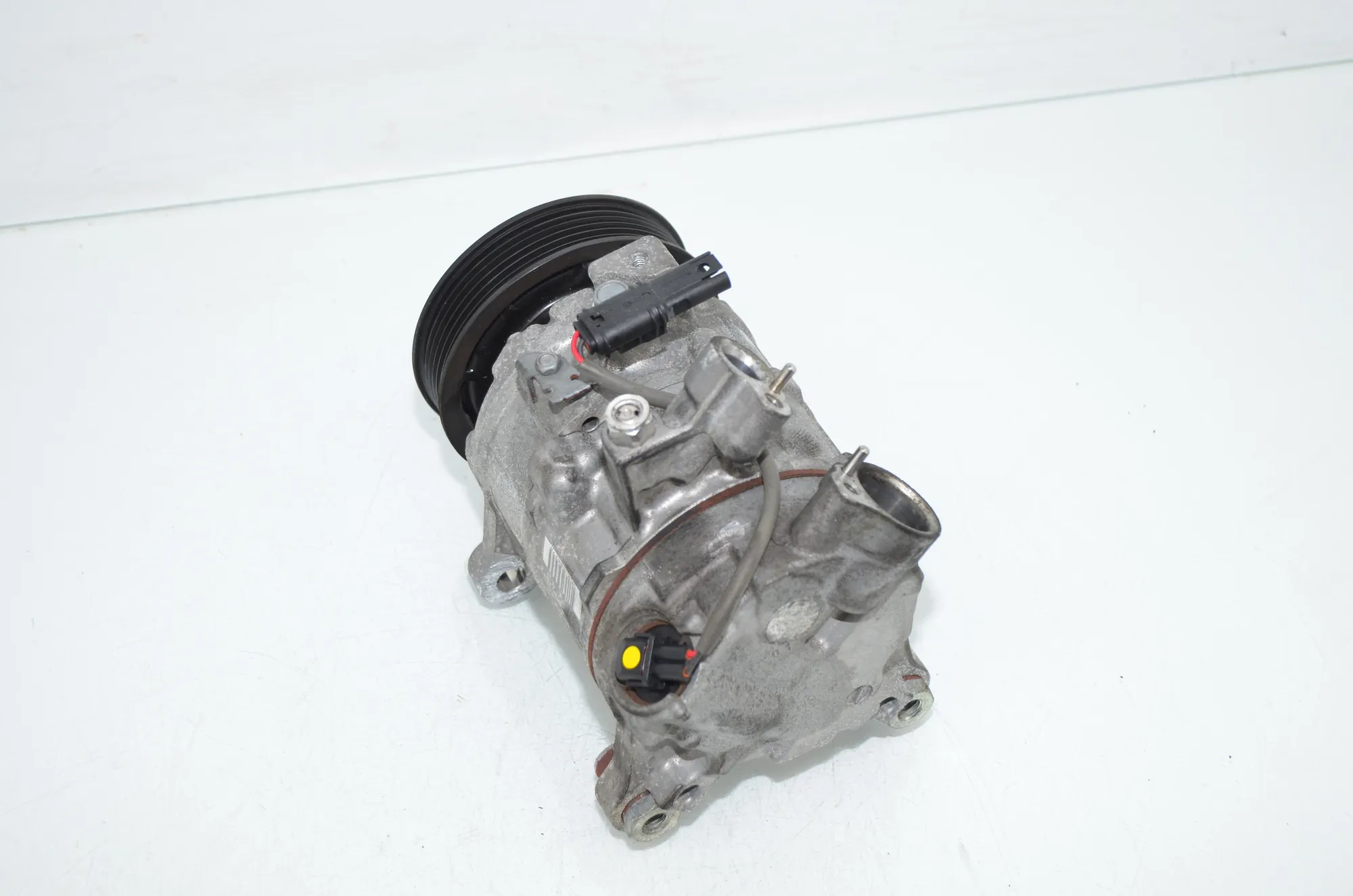 Air Condition A/C Pump – OEM 9330831 · BMW 4 Coupe (F32, F82) 430 d xDrive 2014 – 4