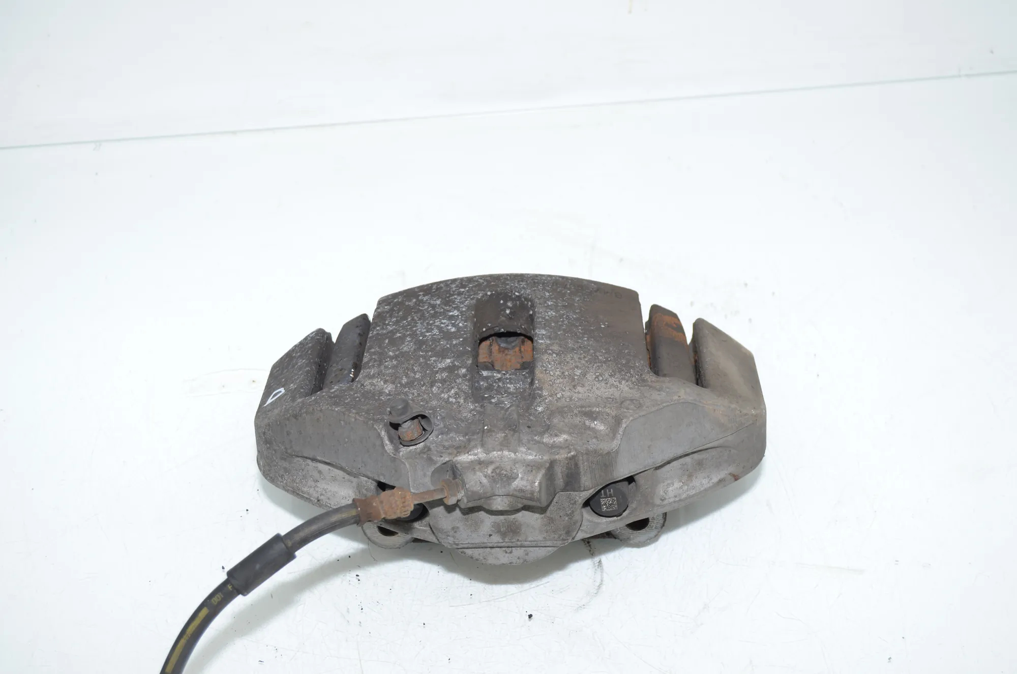 Front Right Brake Caliper – OEM 6786818 · BMW 5 Touring (F11) 530 d 2013 – 2