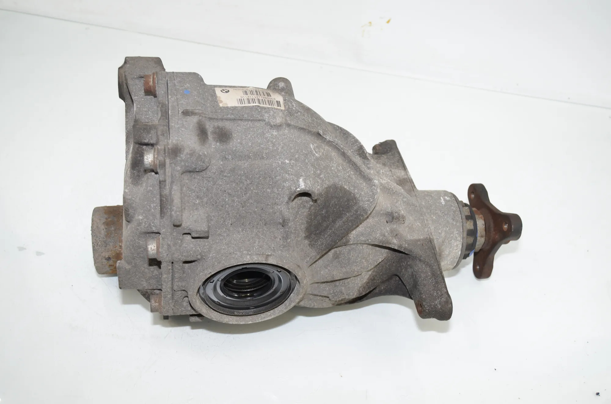 Rear Differential – OEM 7630816 · BMW 5 Touring (F11) 530 d 2013 – 3