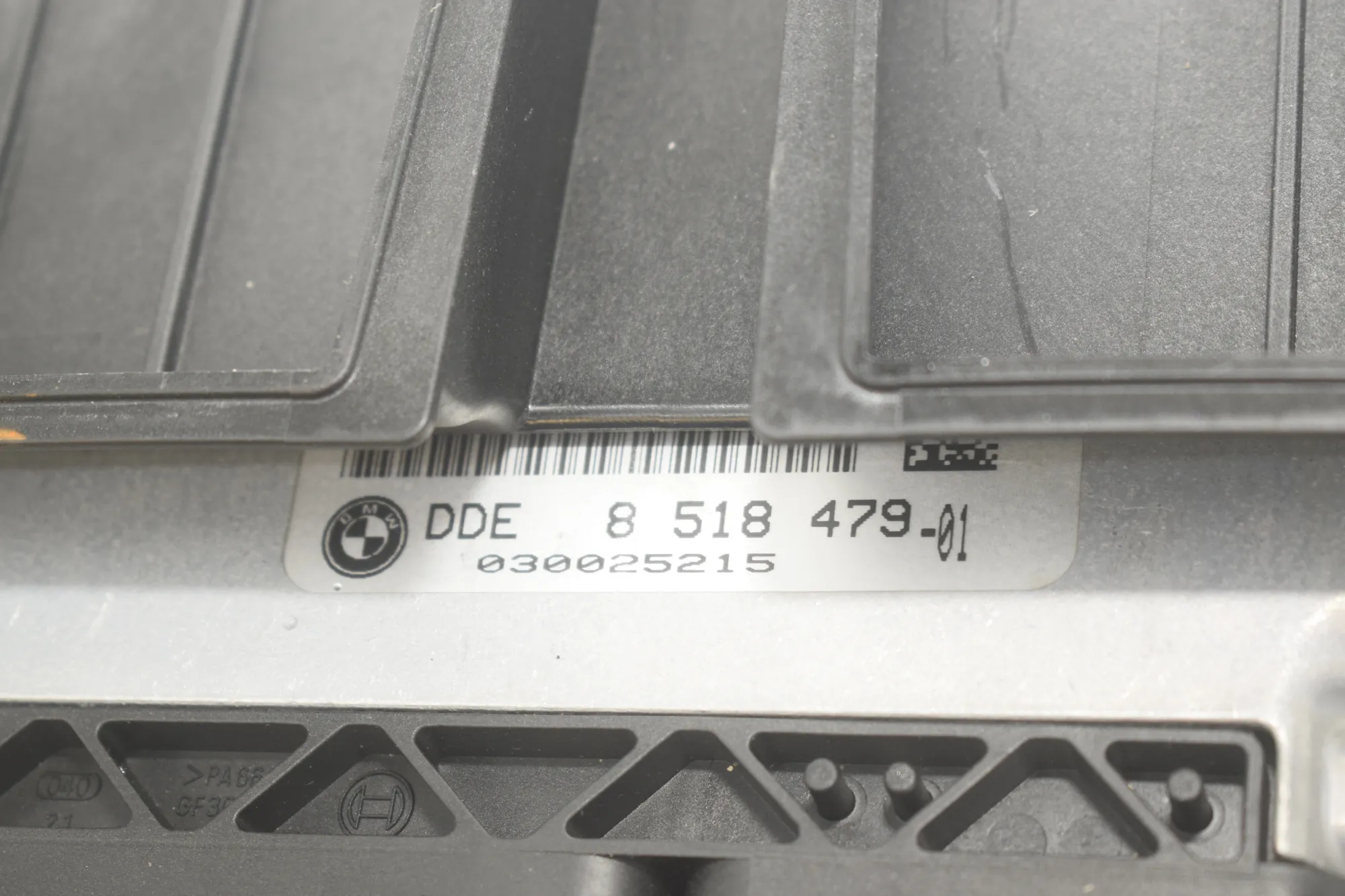 Engine Ignition ECU Set – OEM 8518479 · BMW 5 Touring (F11) 530 d xDrive 2011 – 4