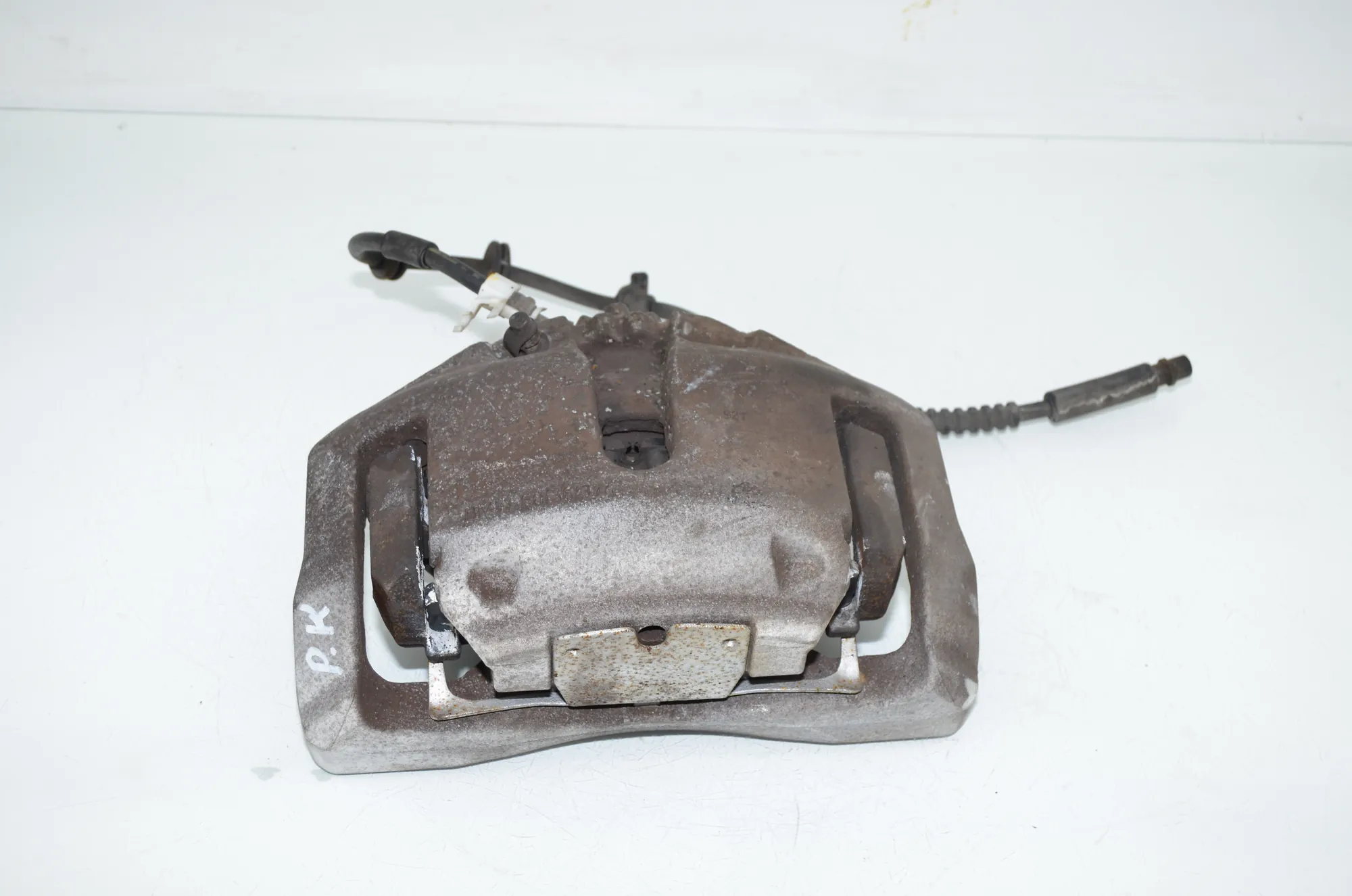 Front Left Brake Caliper – OEM 6786827 · BMW 7 (F01, F02) 750 i 2010