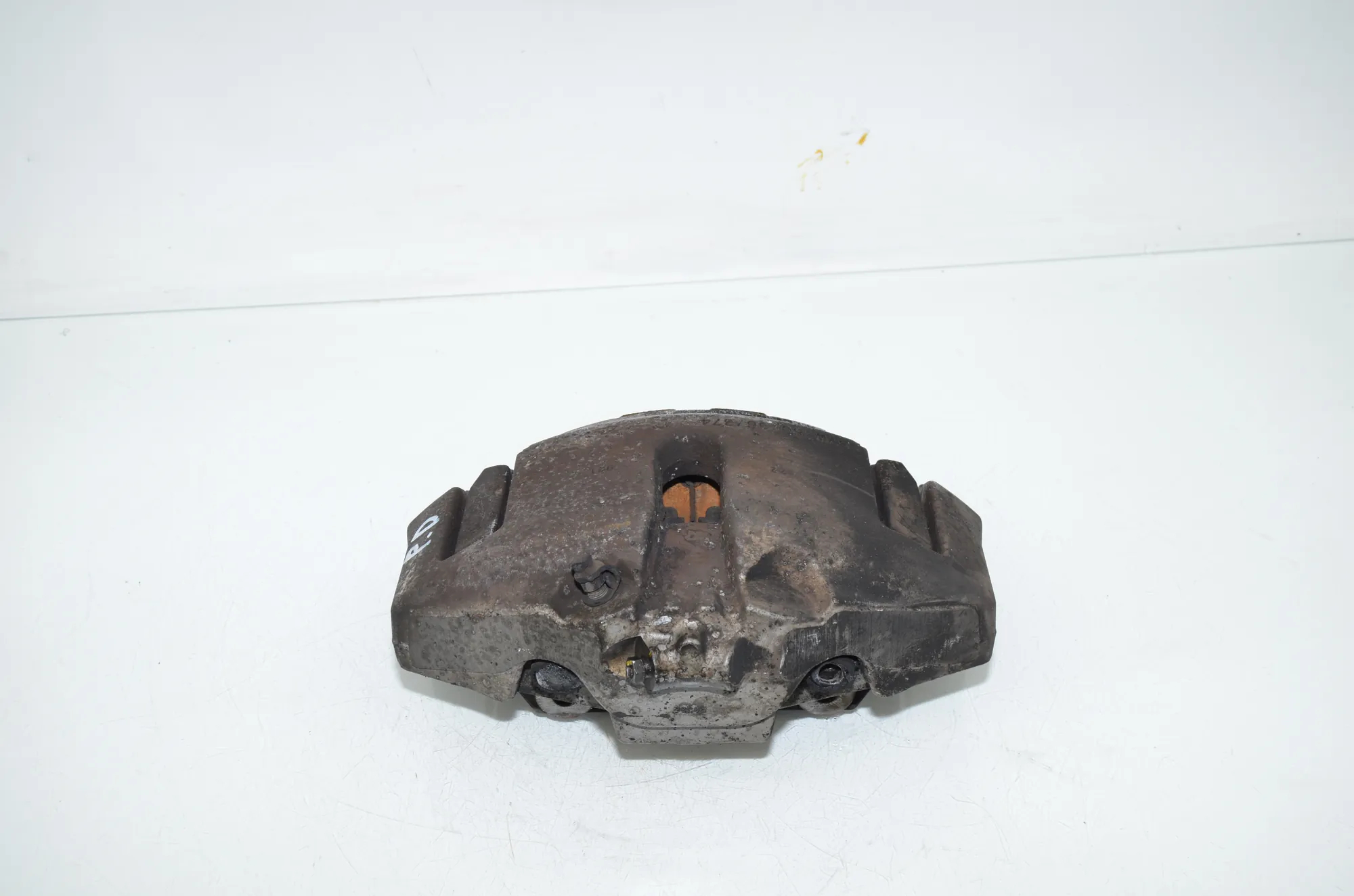 Front Right Brake Caliper – OEM 6786828 · BMW 7 (F01, F02) 750 i 2010