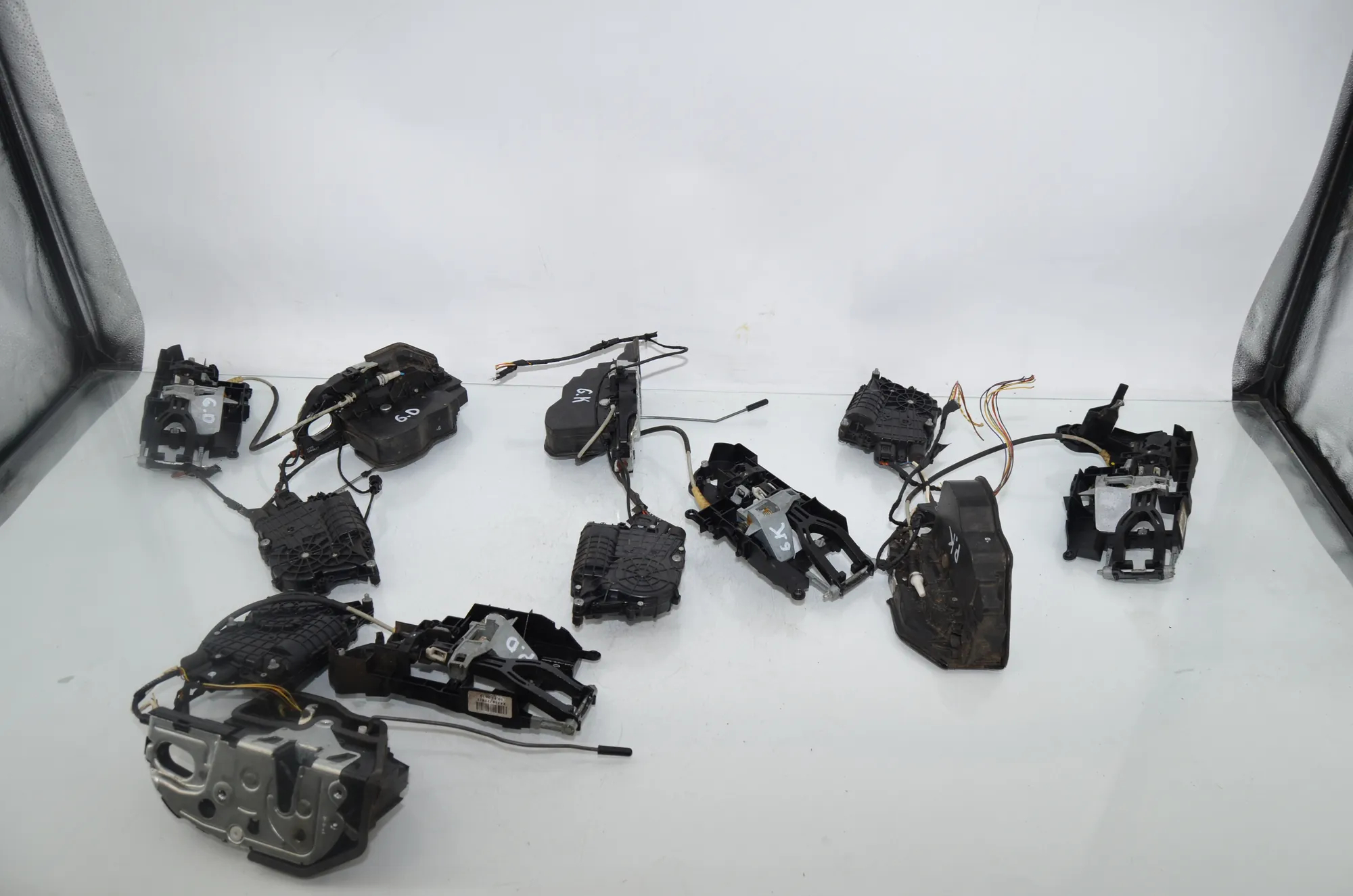 Door Locks Soft Close Kit – OEM 7185692 · BMW 7 (F01, F02) 750 i 2010 – 6