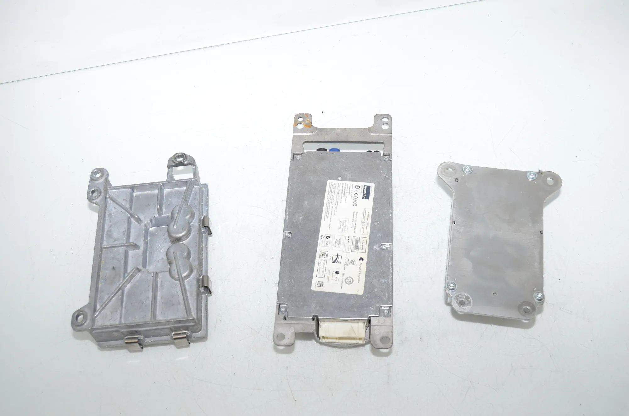 Other Control Units – OEM 6799592 · BMW 7 (F01, F02) 750 i 2010 – 5
