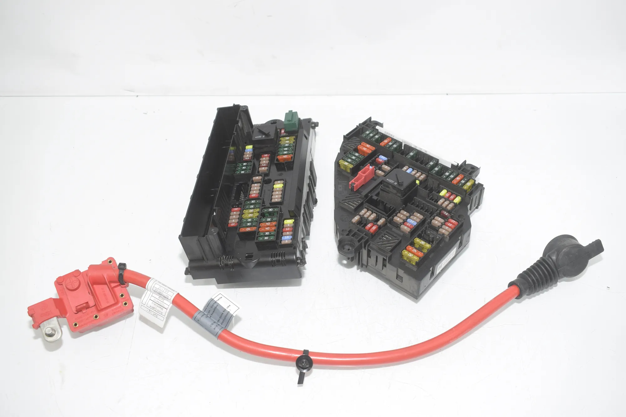 Fuse Box – OEM 9252813 · BMW 5 Touring (F11) 530 d xDrive 2011