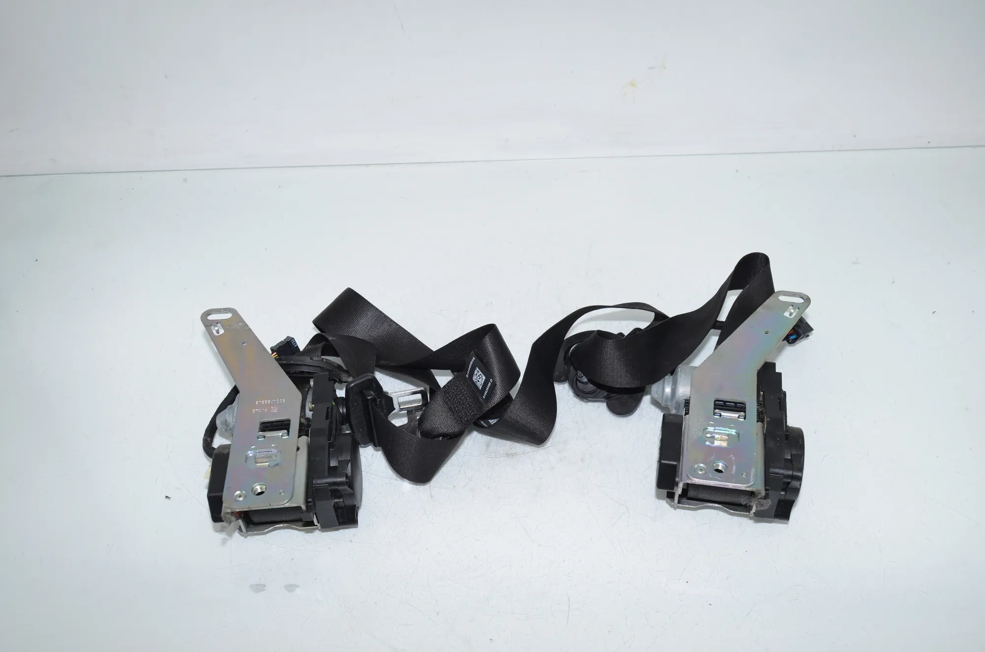 Front Left Seatbelt – OEM 9164059 · BMW 7 (F01, F02) 750 i 2010 – 3