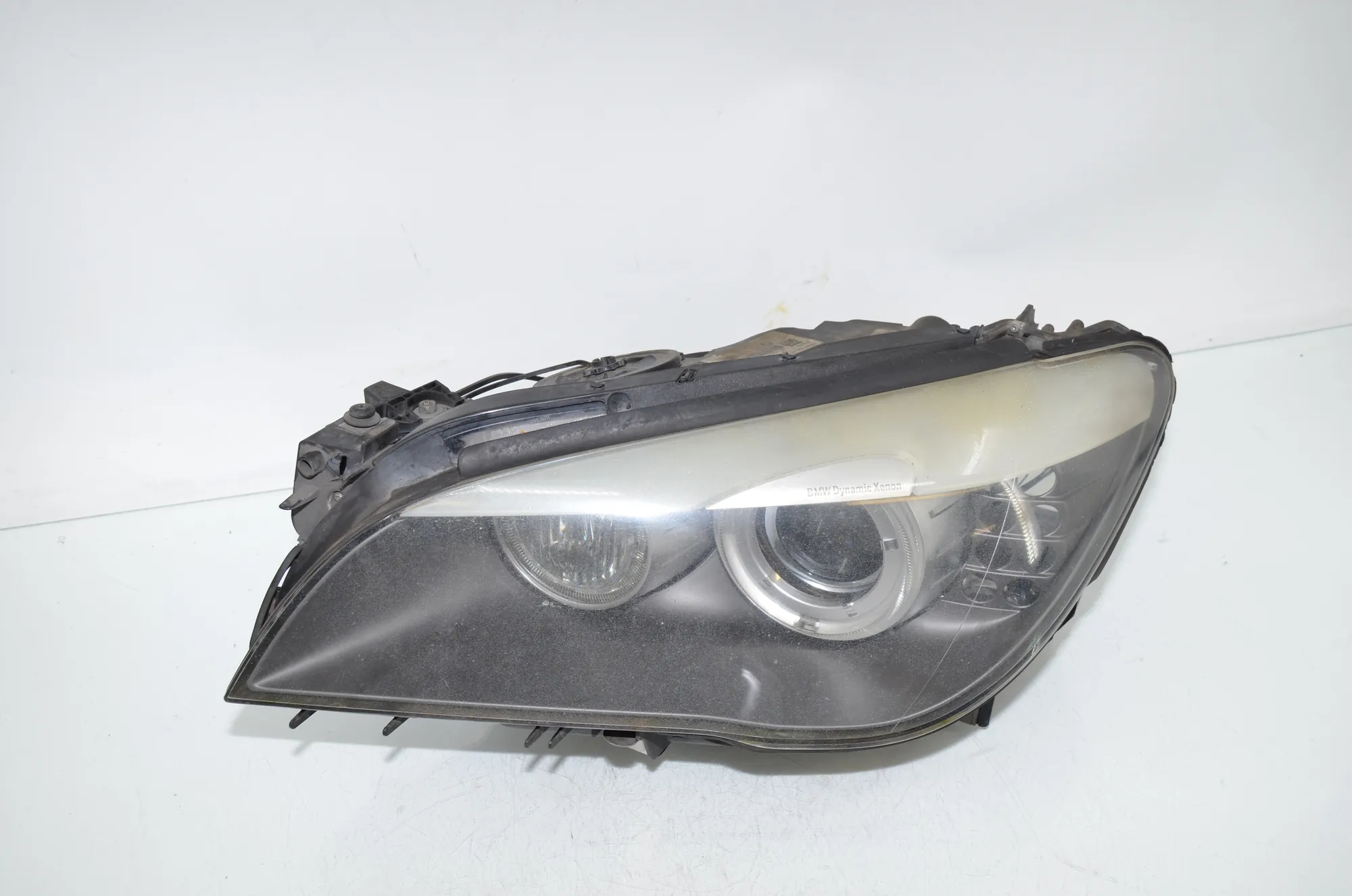 Front Left Headlight – OEM 7182149 · BMW 7 (F01, F02) 750 i 2010