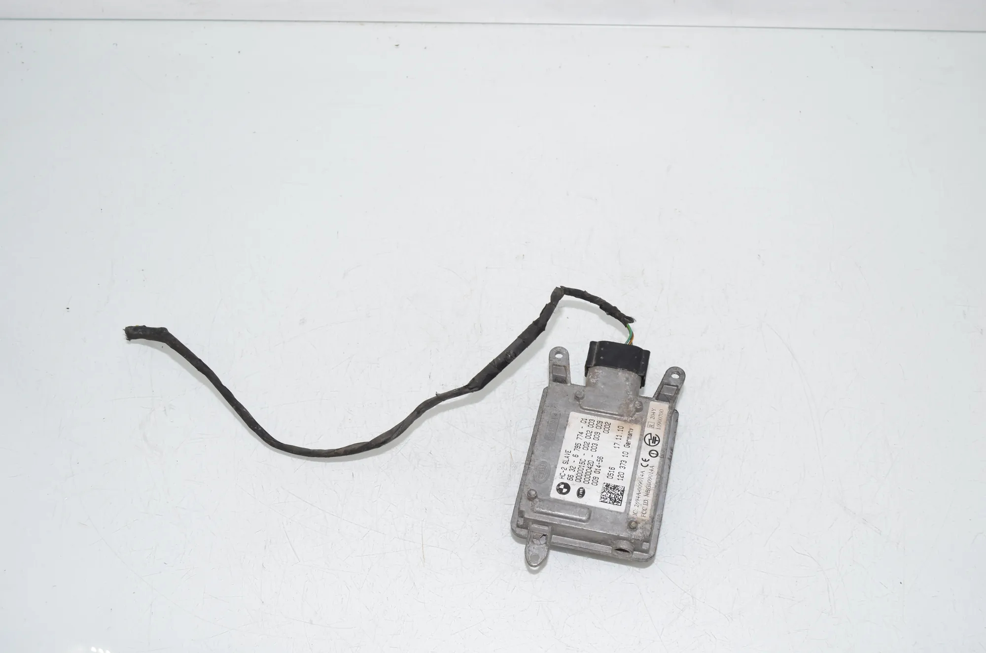 Blind Spot Control Module – OEM 6795774 · BMW 7 (F01, F02) 750 i 2010 – 3