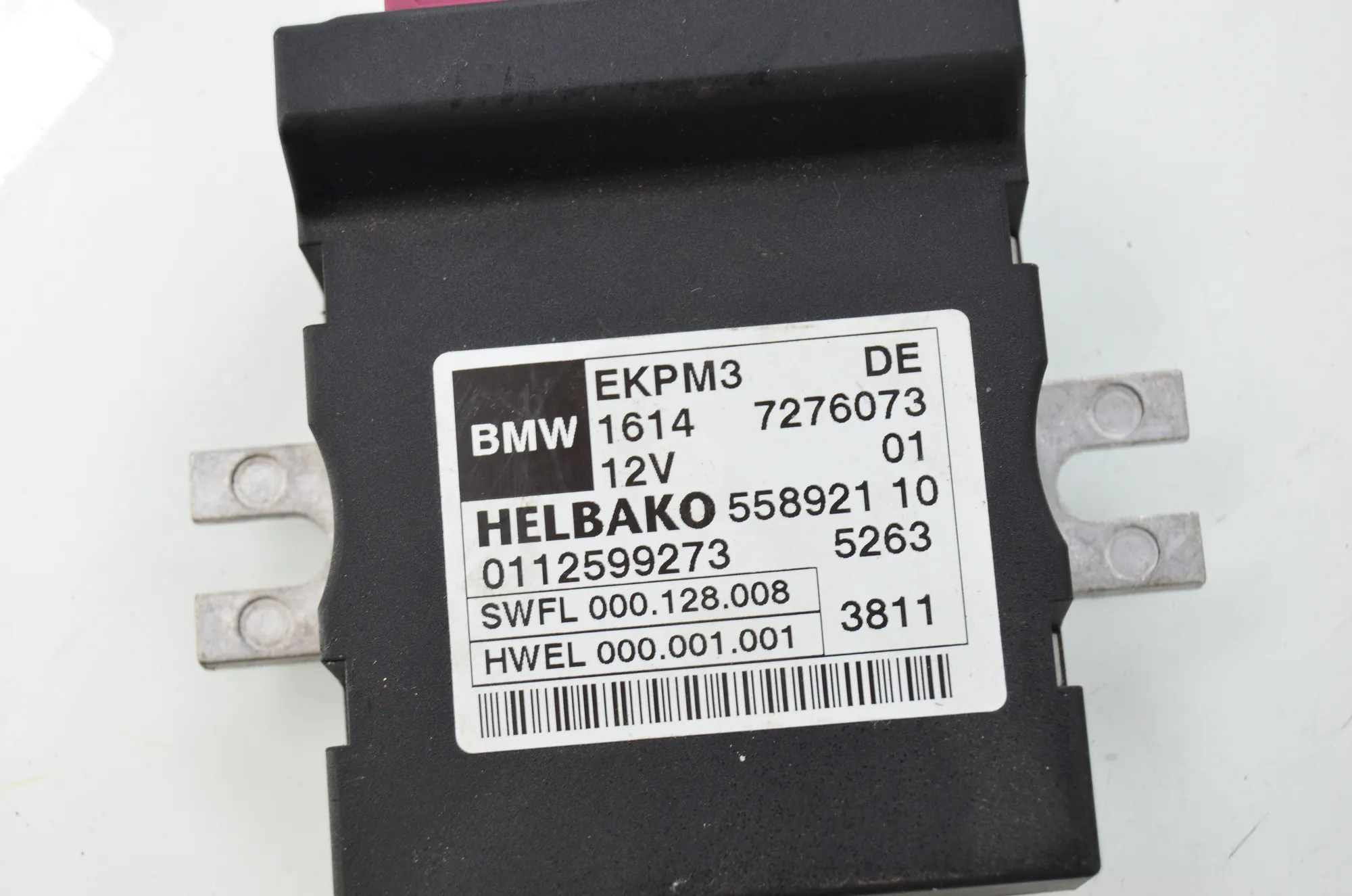 Antenna Amplifier – OEM 6935024 · BMW 5 Touring (F11) 530 d xDrive 2011 – 8
